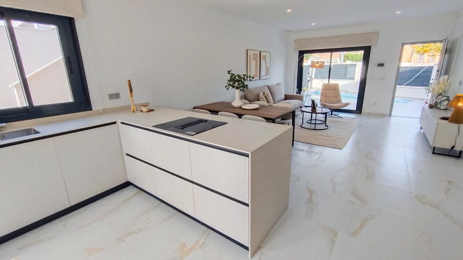 <p>Villa provided with 3 Bedrooms and 2 Bathrooms, private swimming pool and parking space on own plot. </p><p>A small complex of only 5 villas, bu...