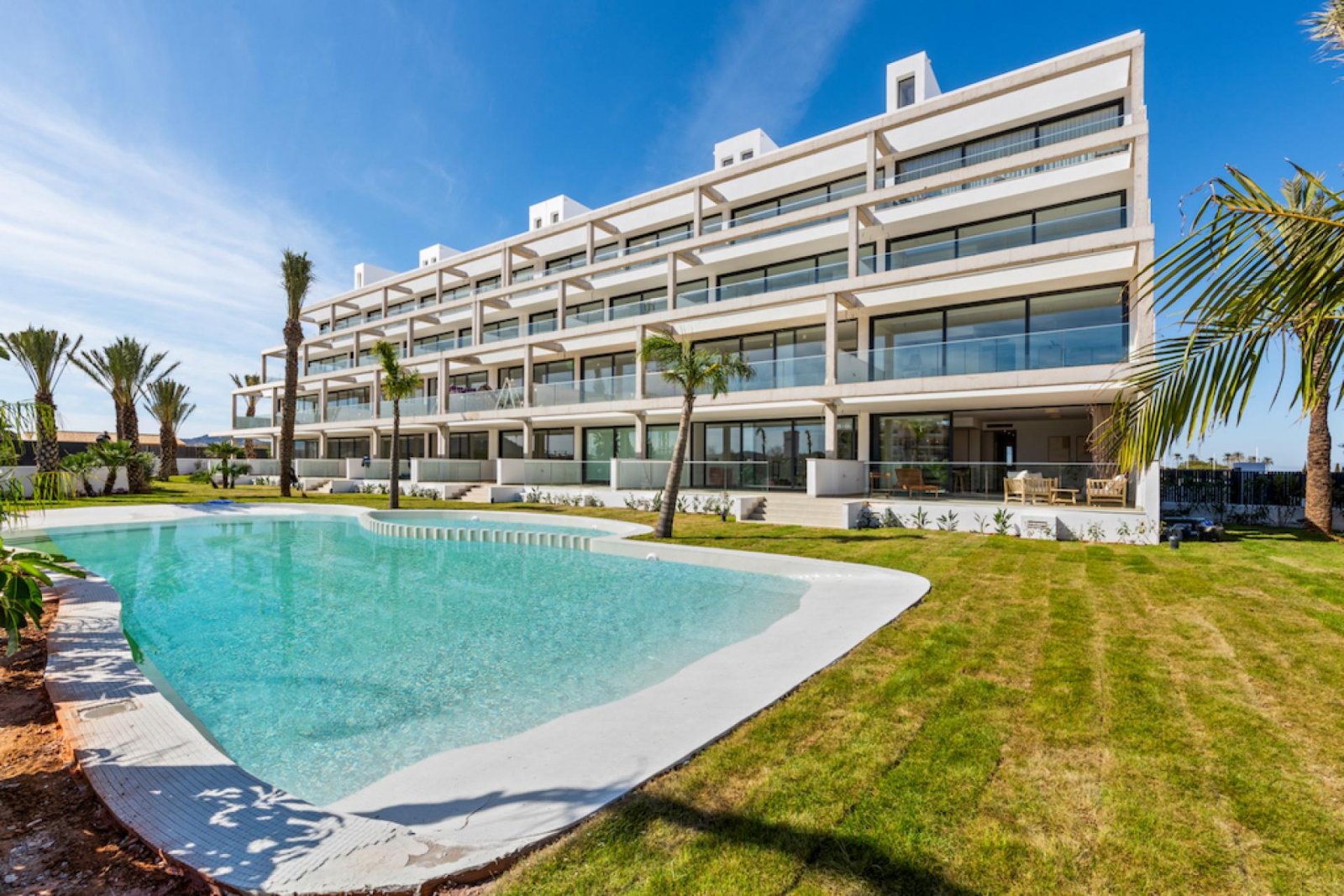 <p>Apartments - solarium provided with 2 Bedrooms and 2 Bathrooms, communal swimming pool and underground parking space with storage room. </p><p>D...