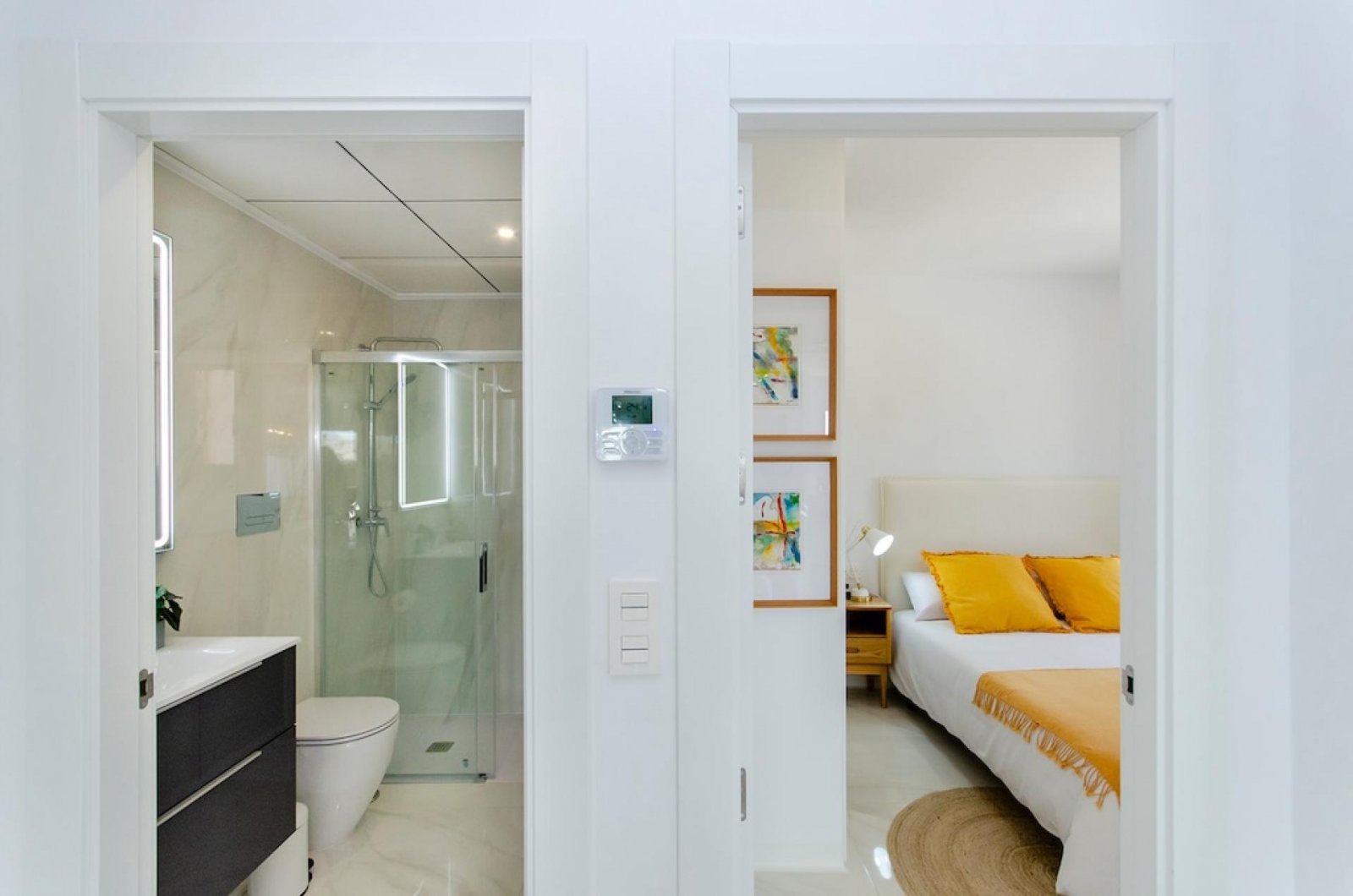 <p>Villa provided with 3 Bedrooms and 3 Bathrooms, private swimming pool and parking space on own plot. </p><p>Modern villas on spacious plots. Loc...