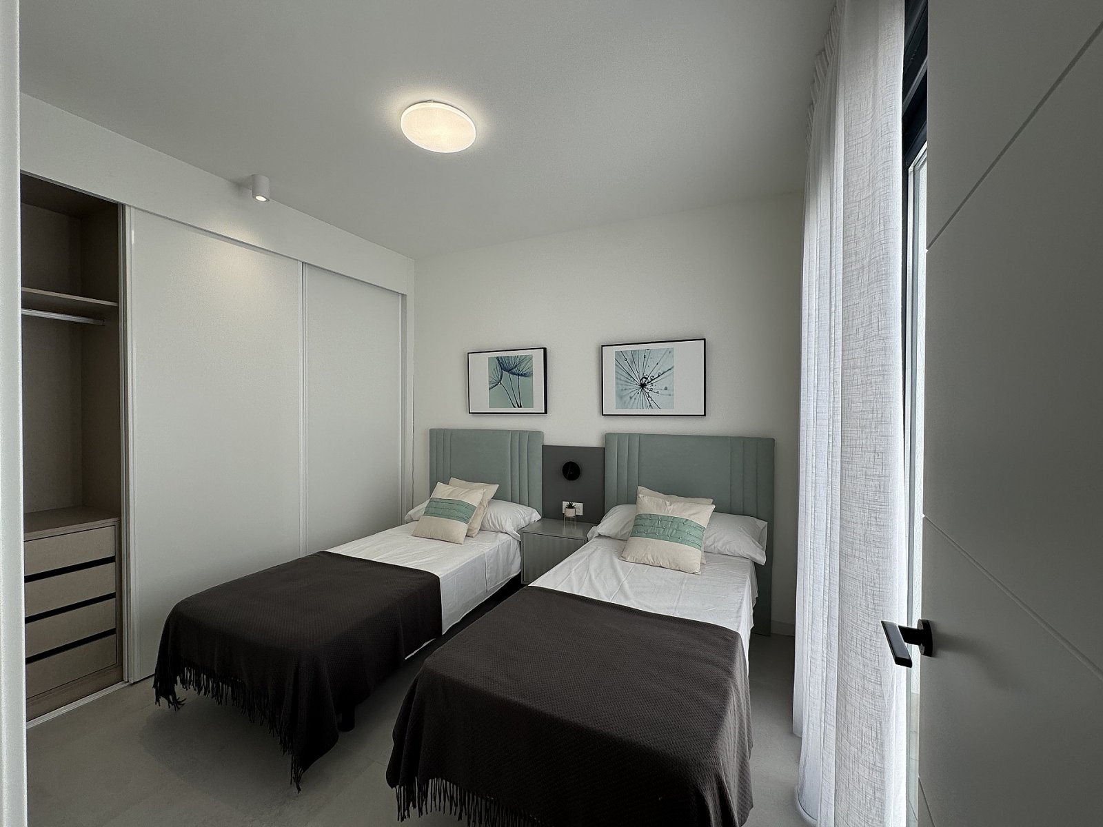 <p>Villa provided with 2 Bedrooms and 2 Bathrooms, private swimming pool and parking space on own plot. </p><p>Discover this exclusive development ...