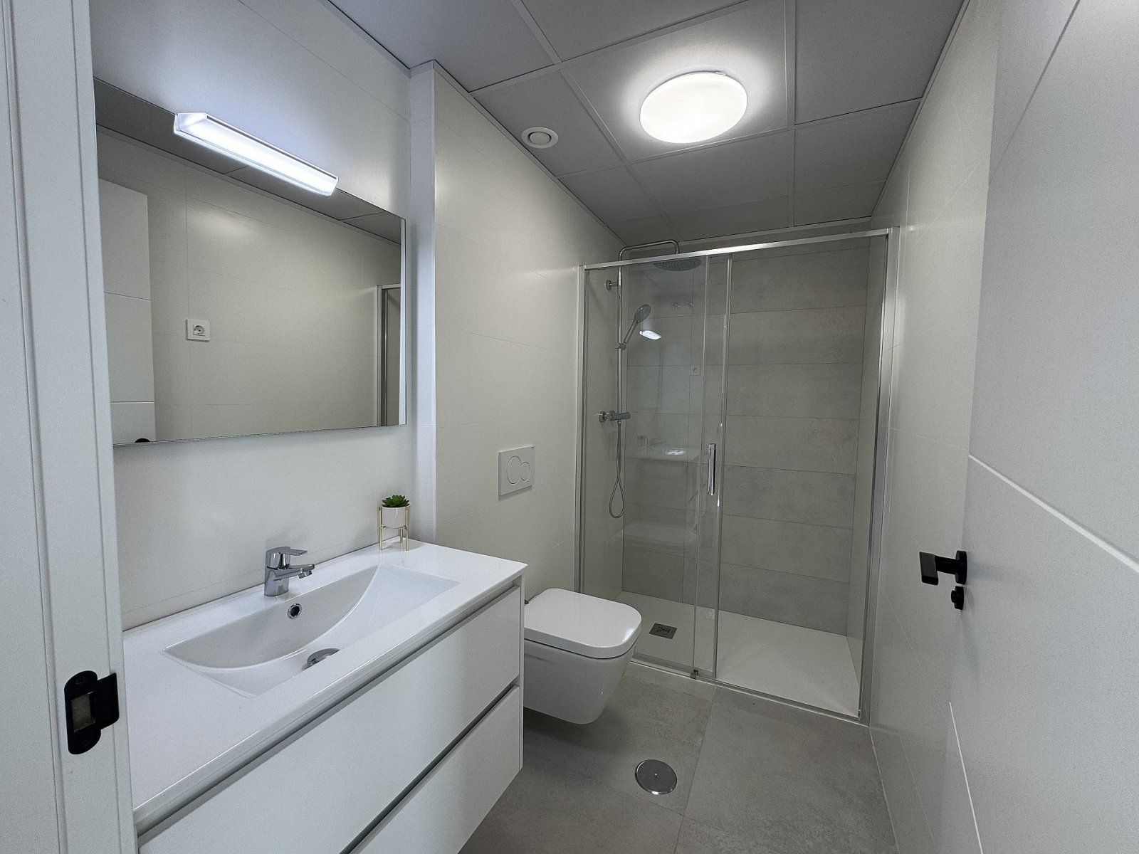 <p>Villa provided with 2 Bedrooms and 2 Bathrooms, private swimming pool and parking space on own plot. </p><p>Discover this exclusive development ...