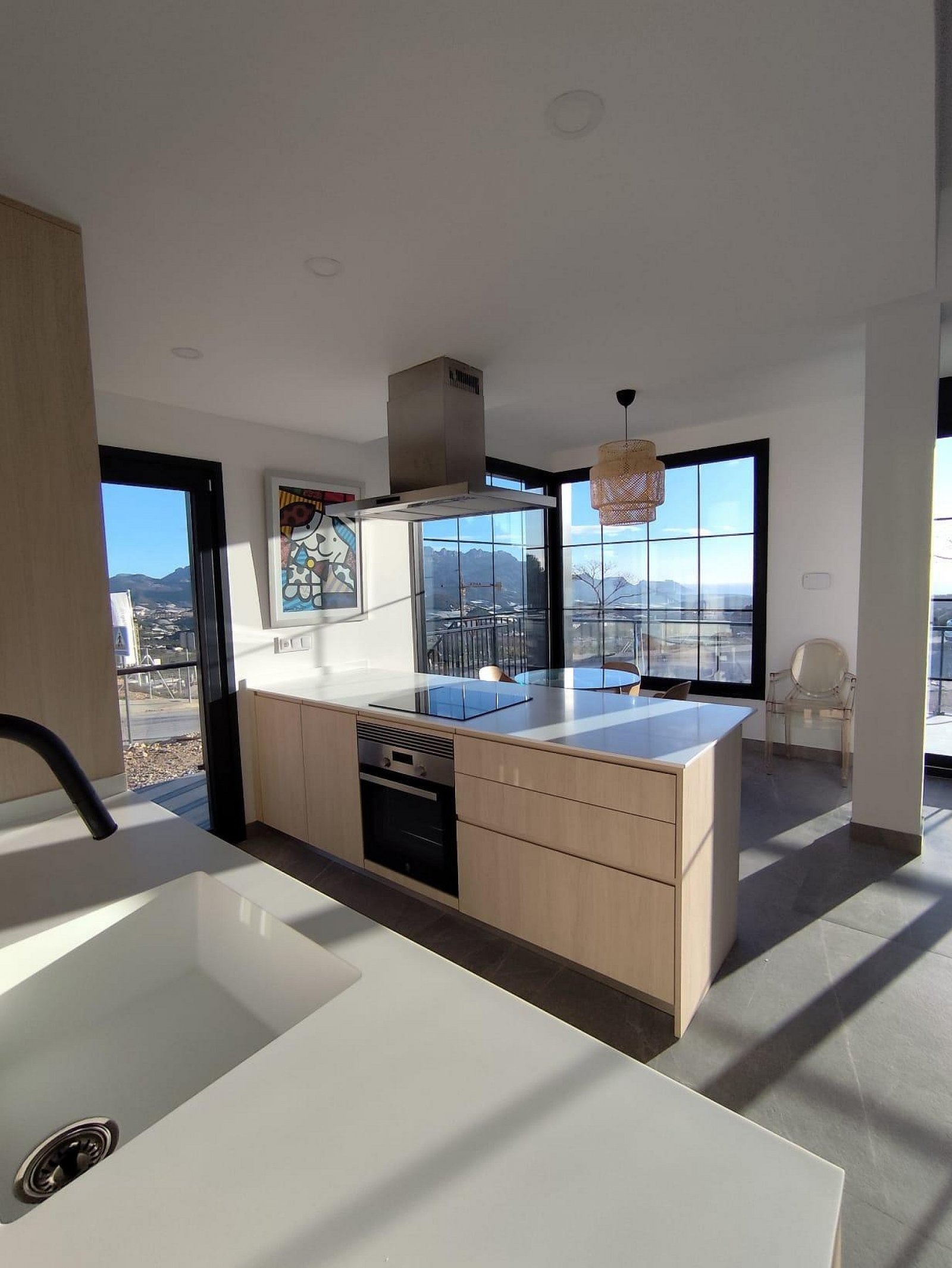 <p>Villa provided with 3 Bedrooms and 2 Bathrooms, private swimming pool and parking space on own plot. </p>