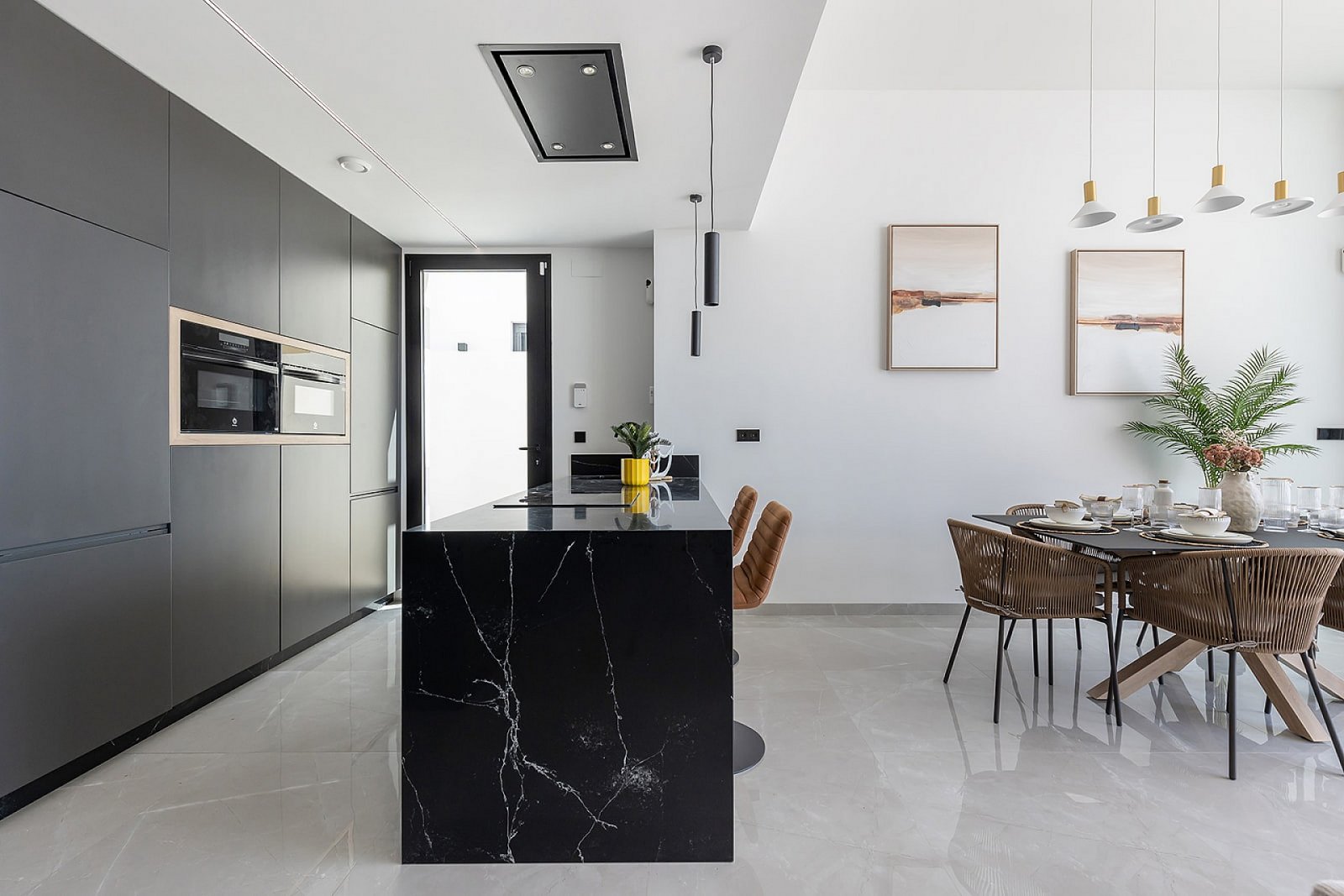 <p>Villa provided with 3 Bedrooms and 2 Bathrooms, private swimming pool and parking space on own plot. </p><p>Single storey villas with private po...