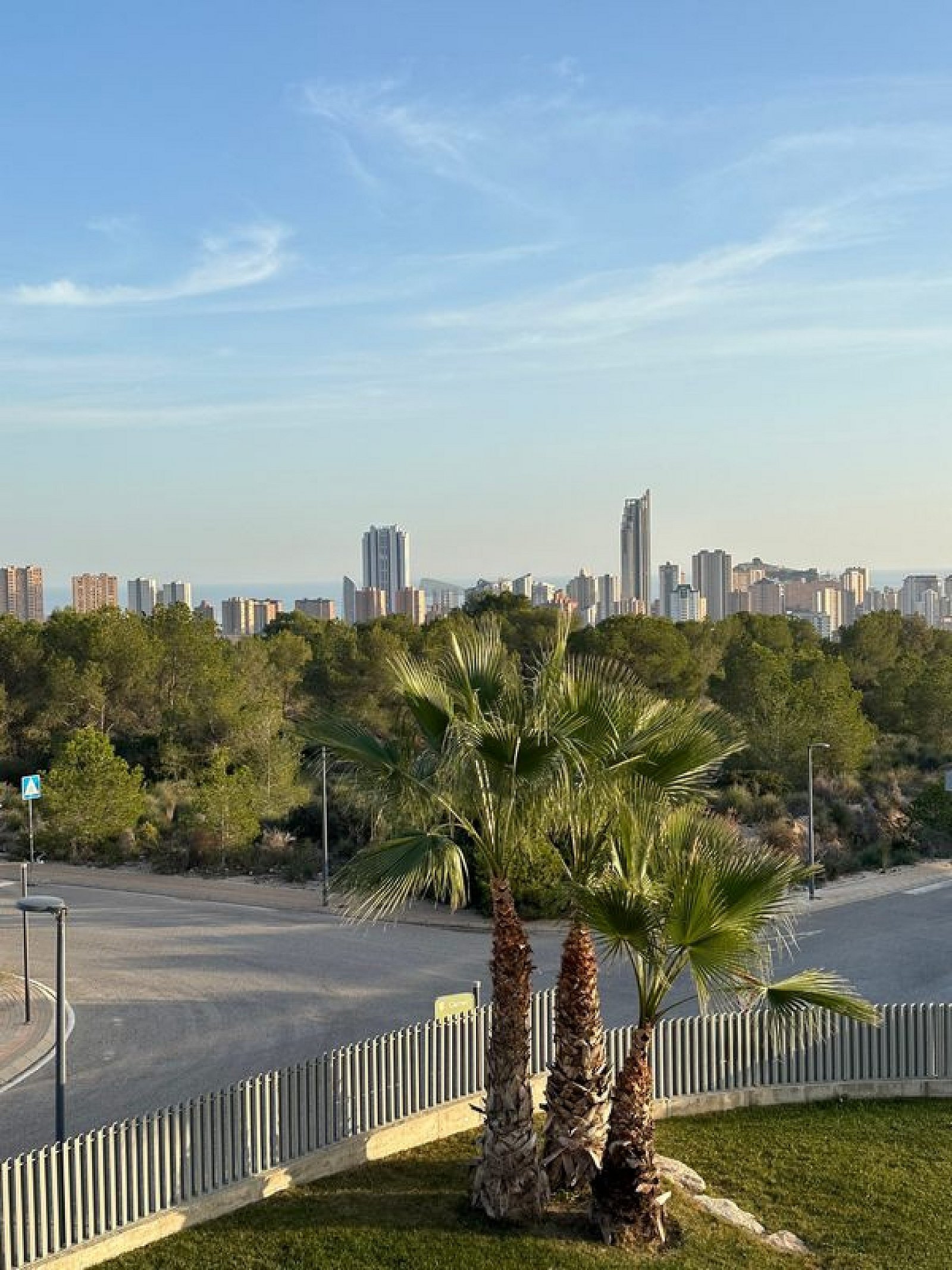 <p>Villa provided with 4 Bedrooms and 4 Bathrooms, private swimming pool and parking space on own plot. </p>