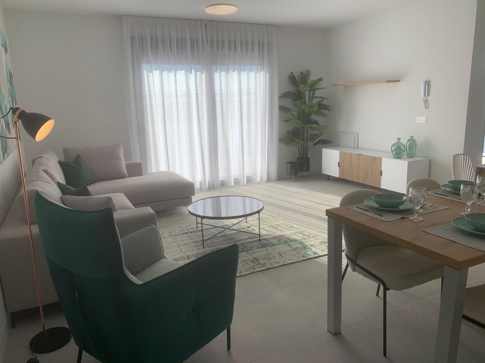 <p>Villa provided with 3 Bedrooms and 3 Bathrooms, private swimming pool and parking space on own plot. </p><p>Step inside these modern detached vi...