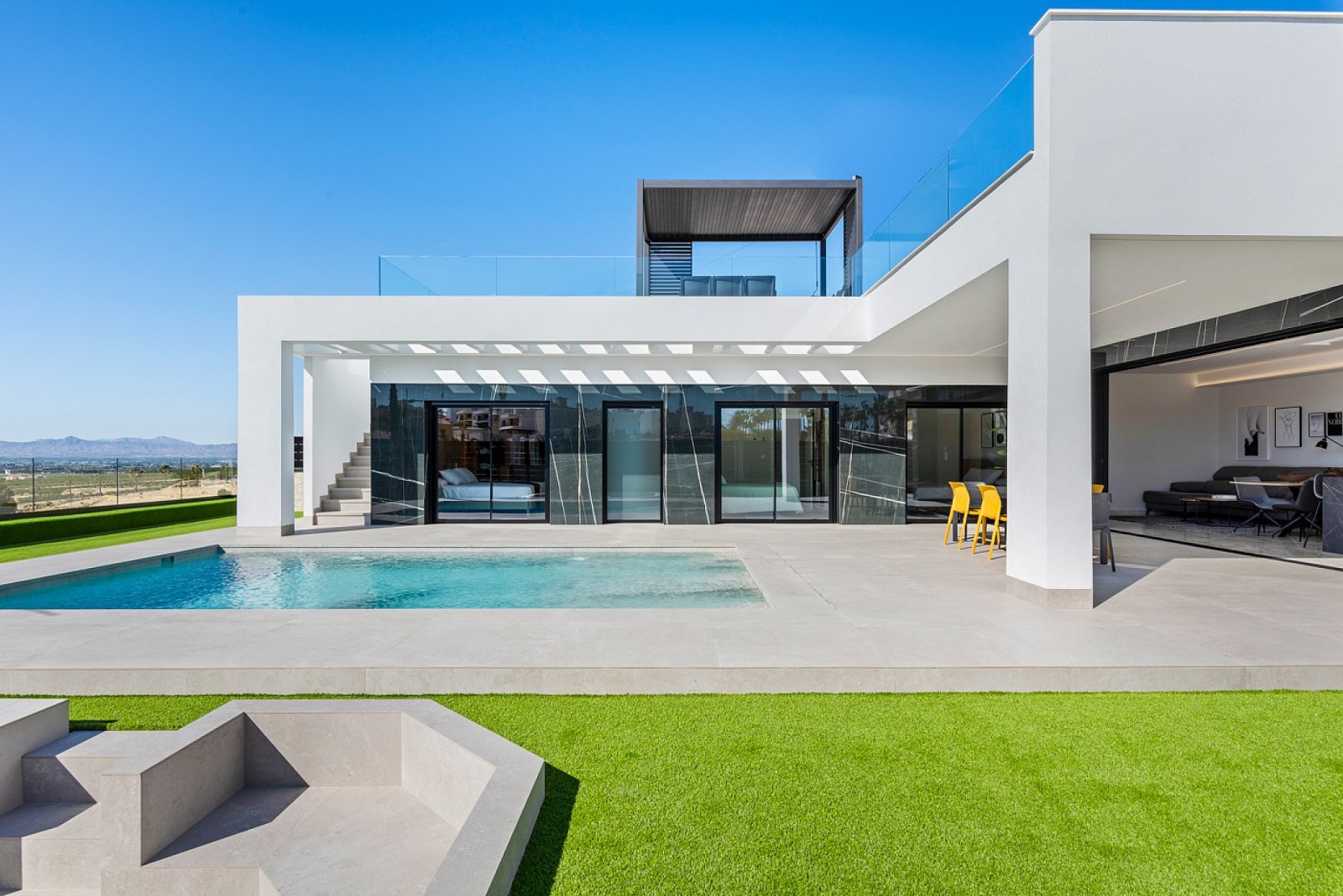<p>Villa provided with 3 Bedrooms and 2 Bathrooms, private swimming pool and parking space on own plot. </p><p>This project of 40 villas offers the...