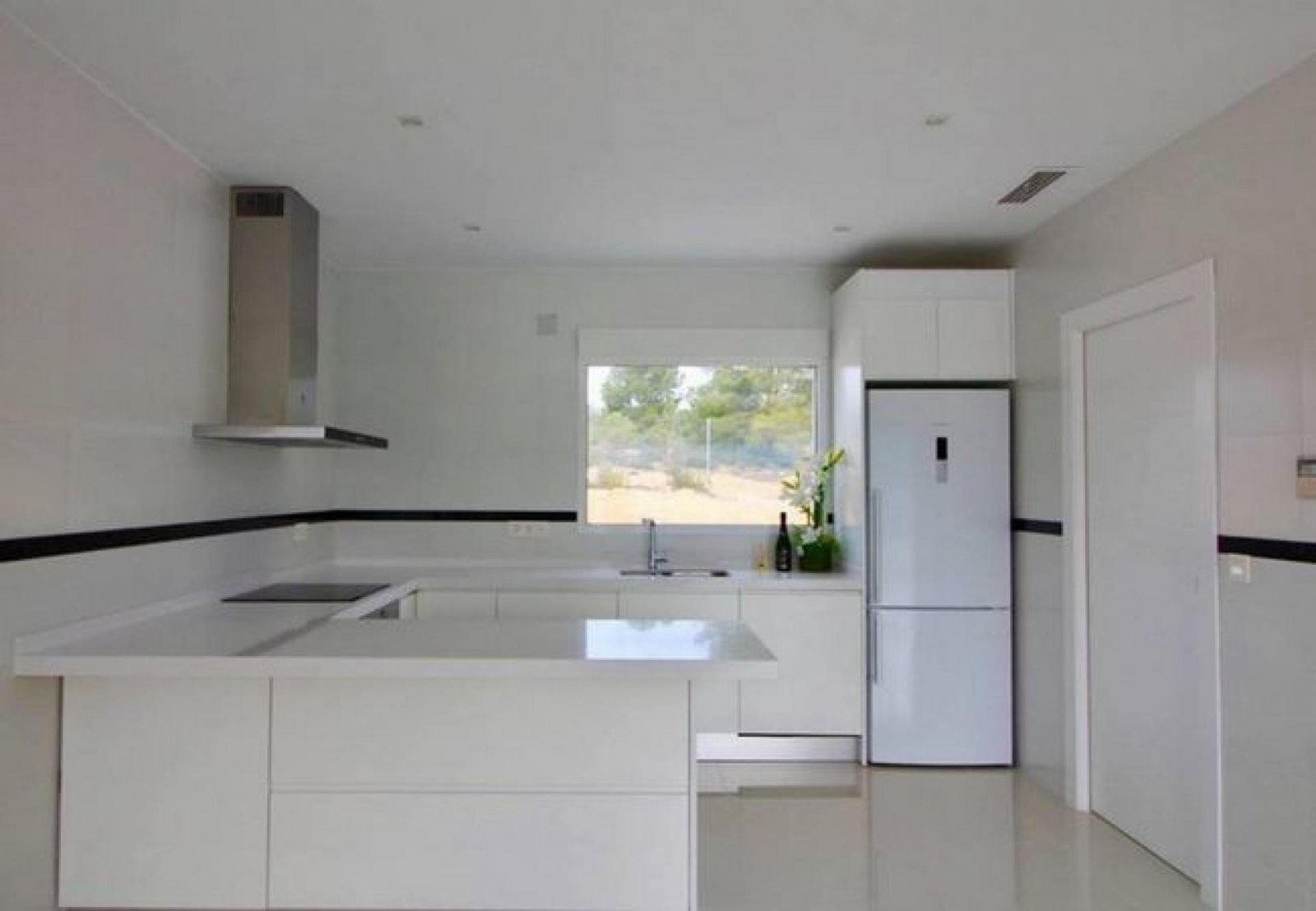 <p>Villa provided with 3 Bedrooms and 2 Bathrooms, optional swimming pool and carport. </p><p>Want to realise your own ideas? Then build your own v...