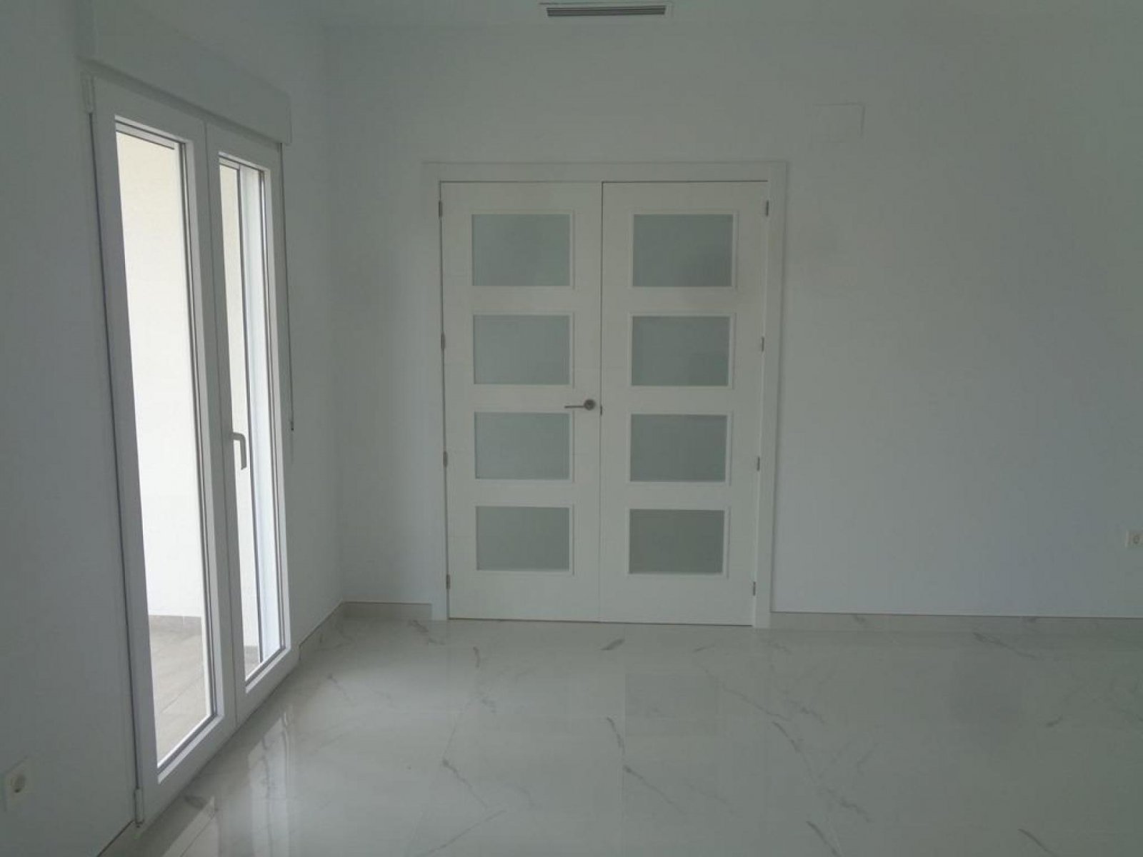 Ihre Traumvilla nach Maß mit Pool in Pinoso