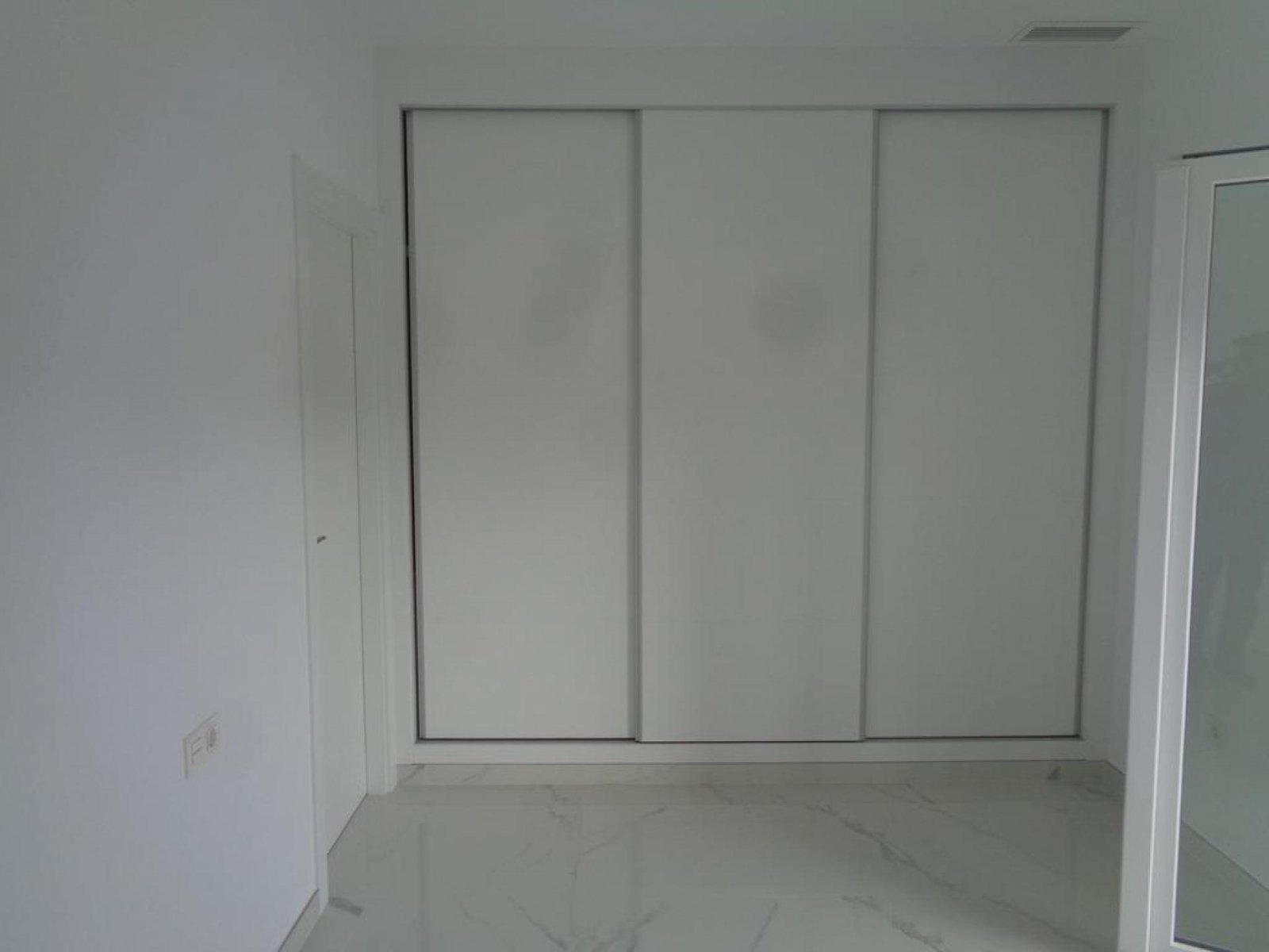 Ihre Traumvilla nach Maß mit Pool in Pinoso