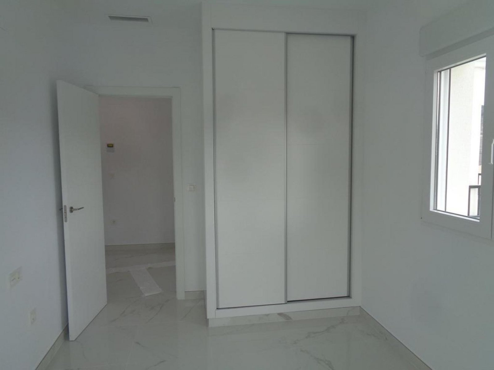 Ihre Traumvilla nach Maß mit Pool in Pinoso