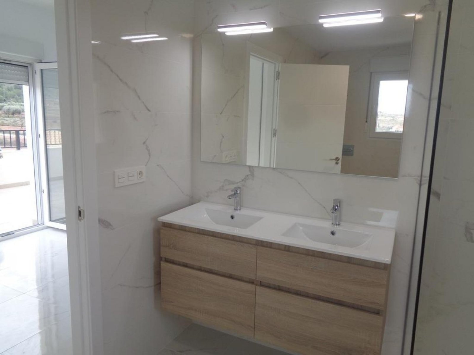 Ihre Traumvilla nach Maß mit Pool in Pinoso