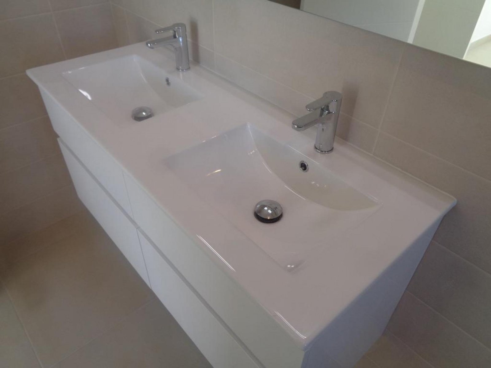 Neubauvillen in Pinoso – Freiheit, Luxus und Lebensqualität