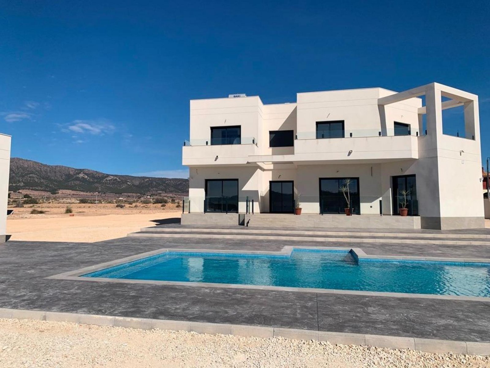 <p>Villa provided with 3 Bedrooms and 2 Bathrooms, optional swimming pool and parking space on own plot. </p><p>Modern New Build Villa in various c...