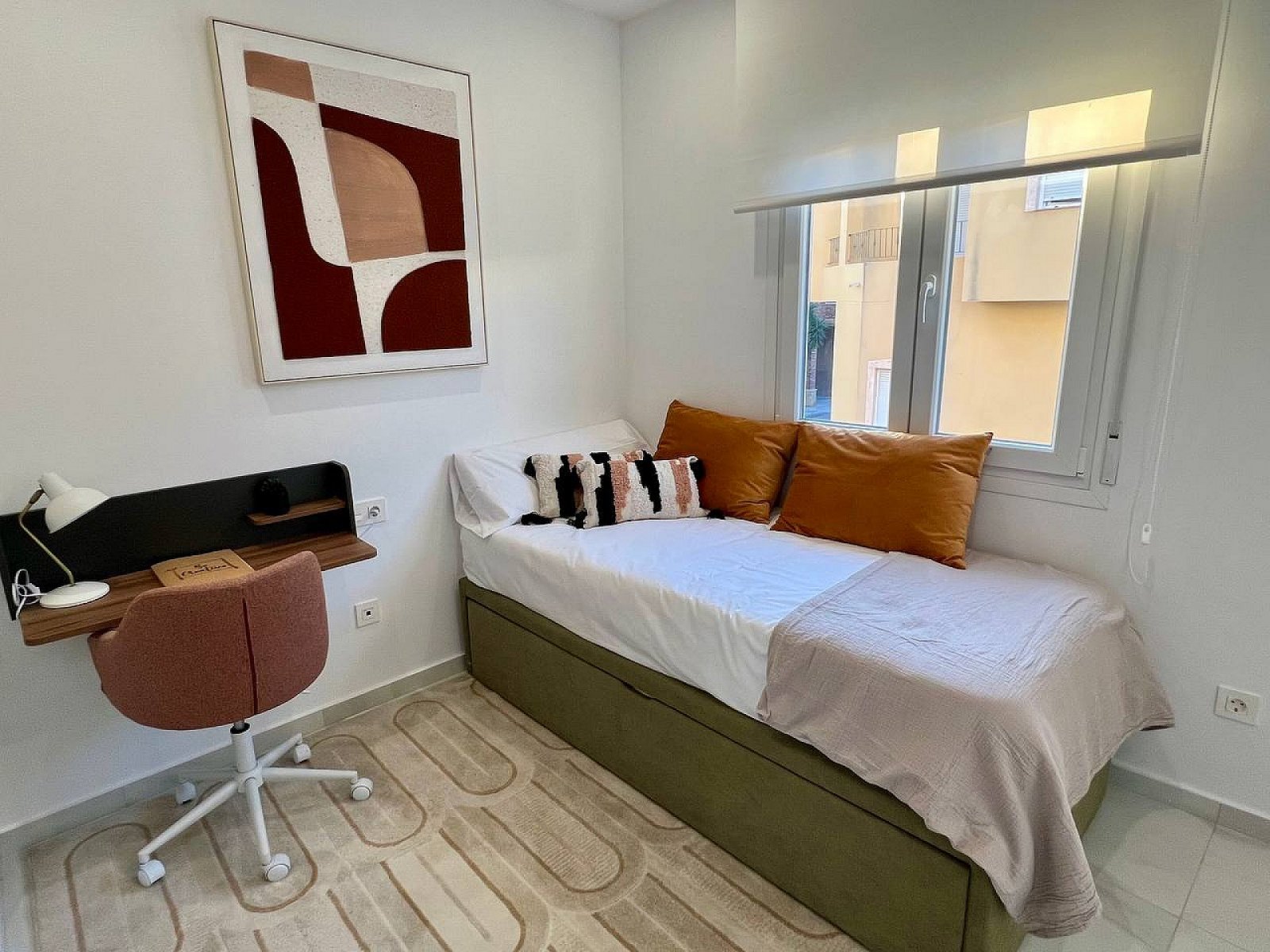 <p>Apartment with terrace provided with 2 Bedrooms and 1 Bathrooms, communal swimming pool and no parking place. </p><p>Discover a small-scale proj...