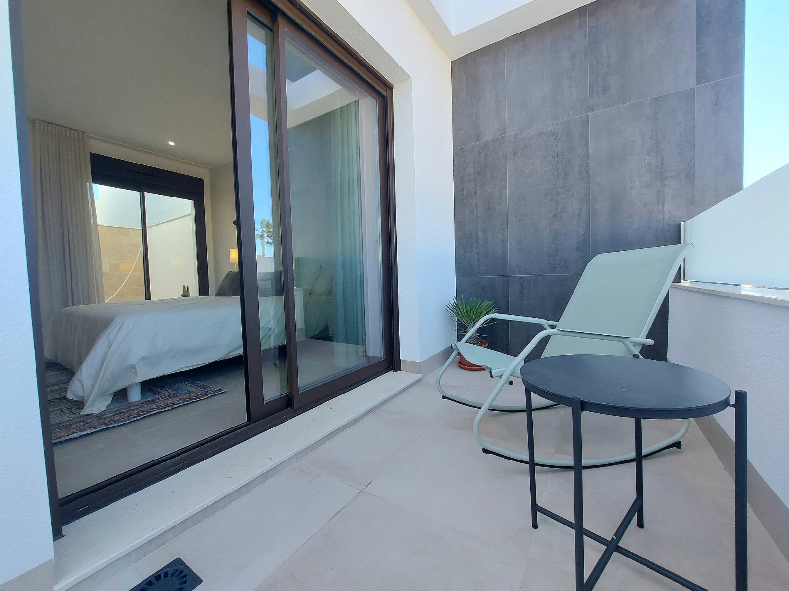 <p>Terraced villa provided with 3 Bedrooms and 3 Bathrooms, private swimming pool and parking space on own plot. </p><p>Beautiful ready-to-use new-...