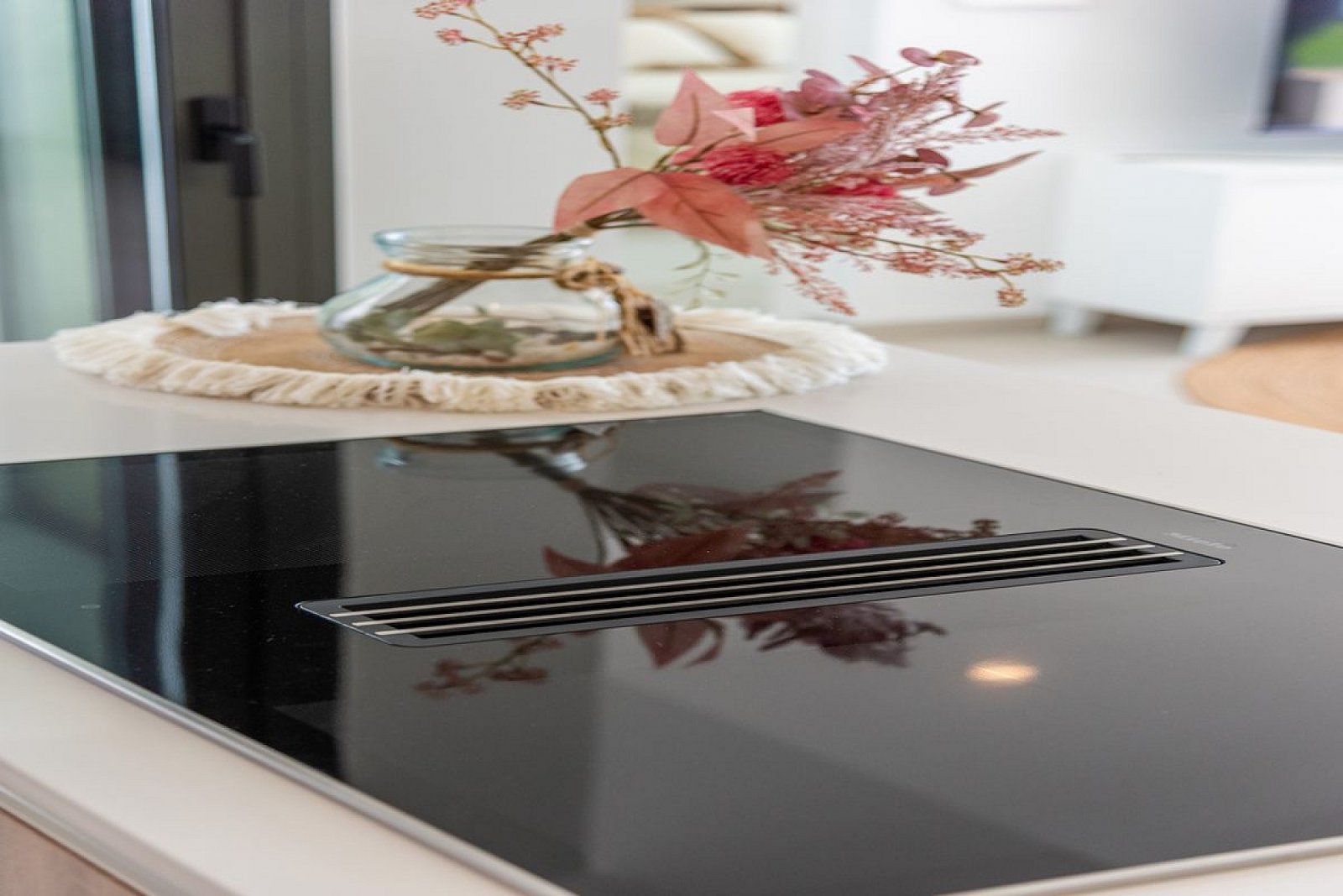 <p>Villa provided with 3 Bedrooms and 3 Bathrooms, private swimming pool and parking space on own plot. </p>