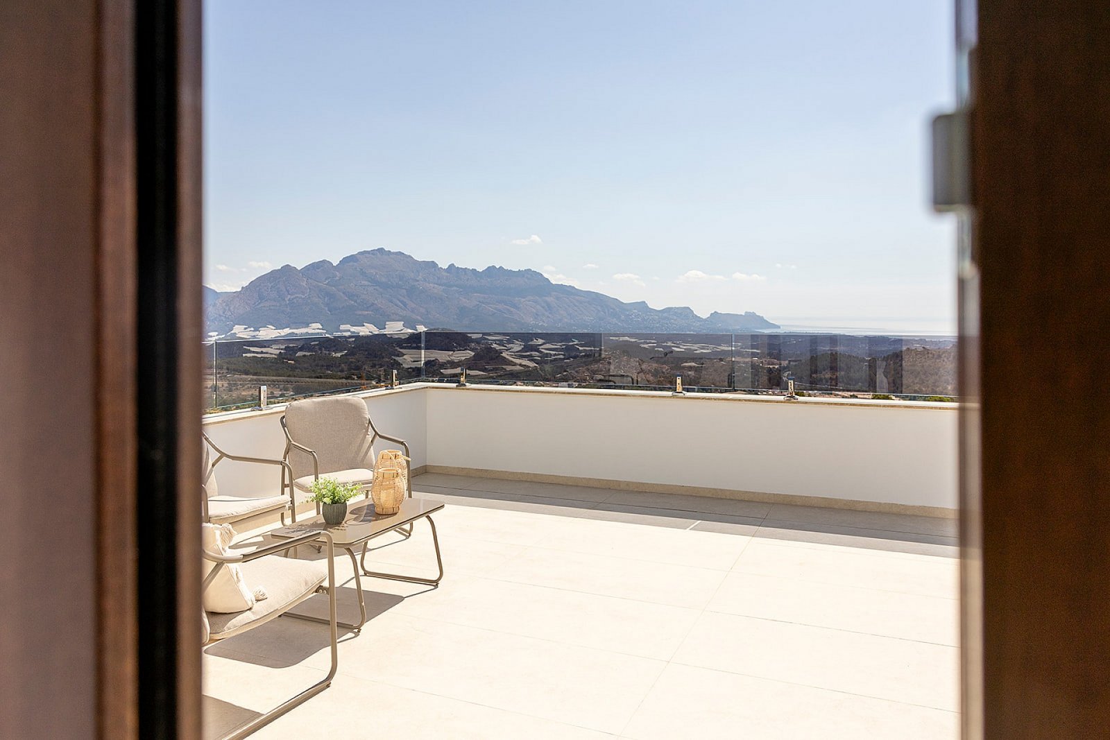 <p>Villa provided with 3 Bedrooms and 3 Bathrooms, private swimming pool and parking space on own plot. </p><p>36 detached villas with panoramic se...