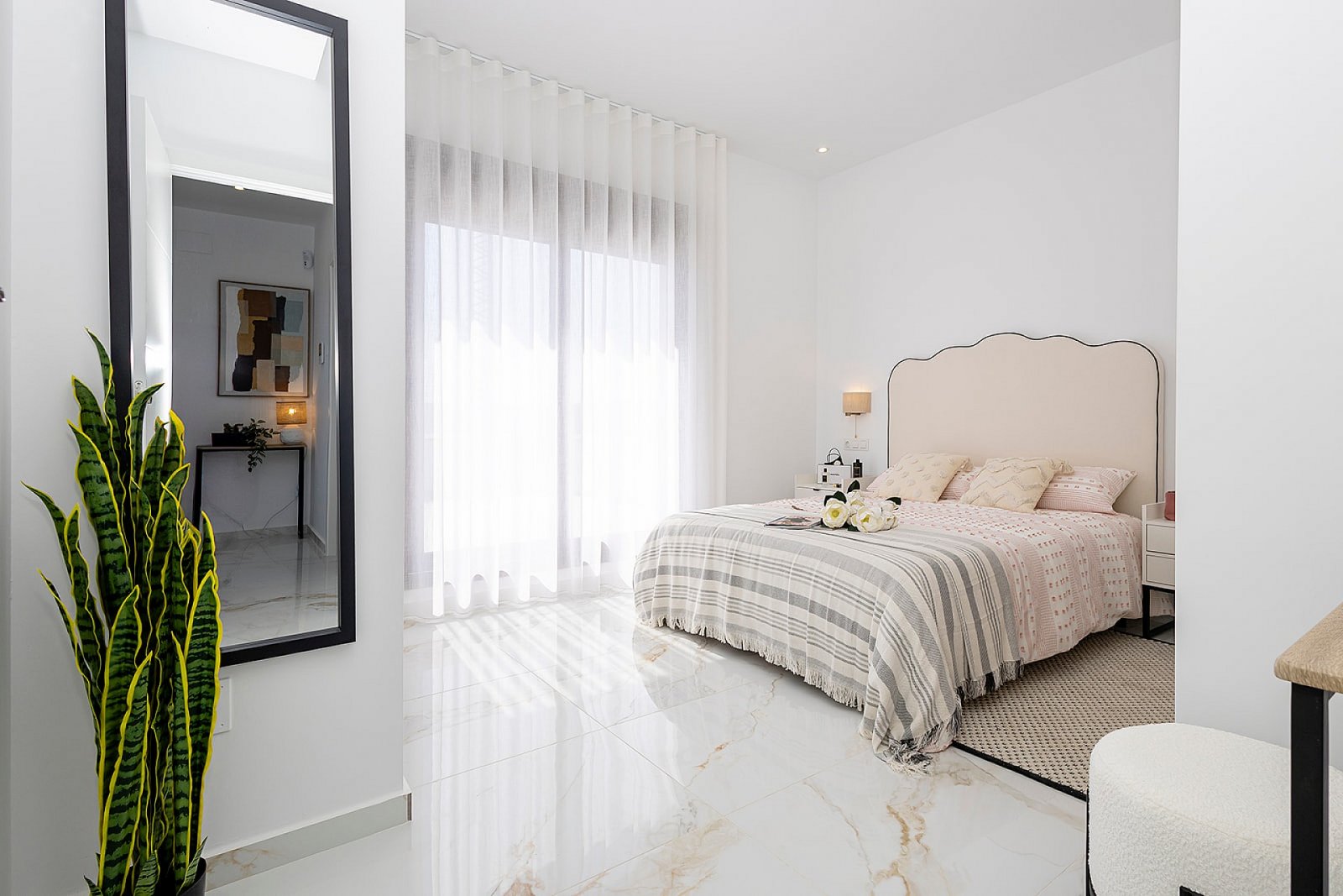 <p>Villa provided with 3 Bedrooms and 3 Bathrooms, private swimming pool and parking space on own plot. </p><p>36 detached villas with panoramic se...