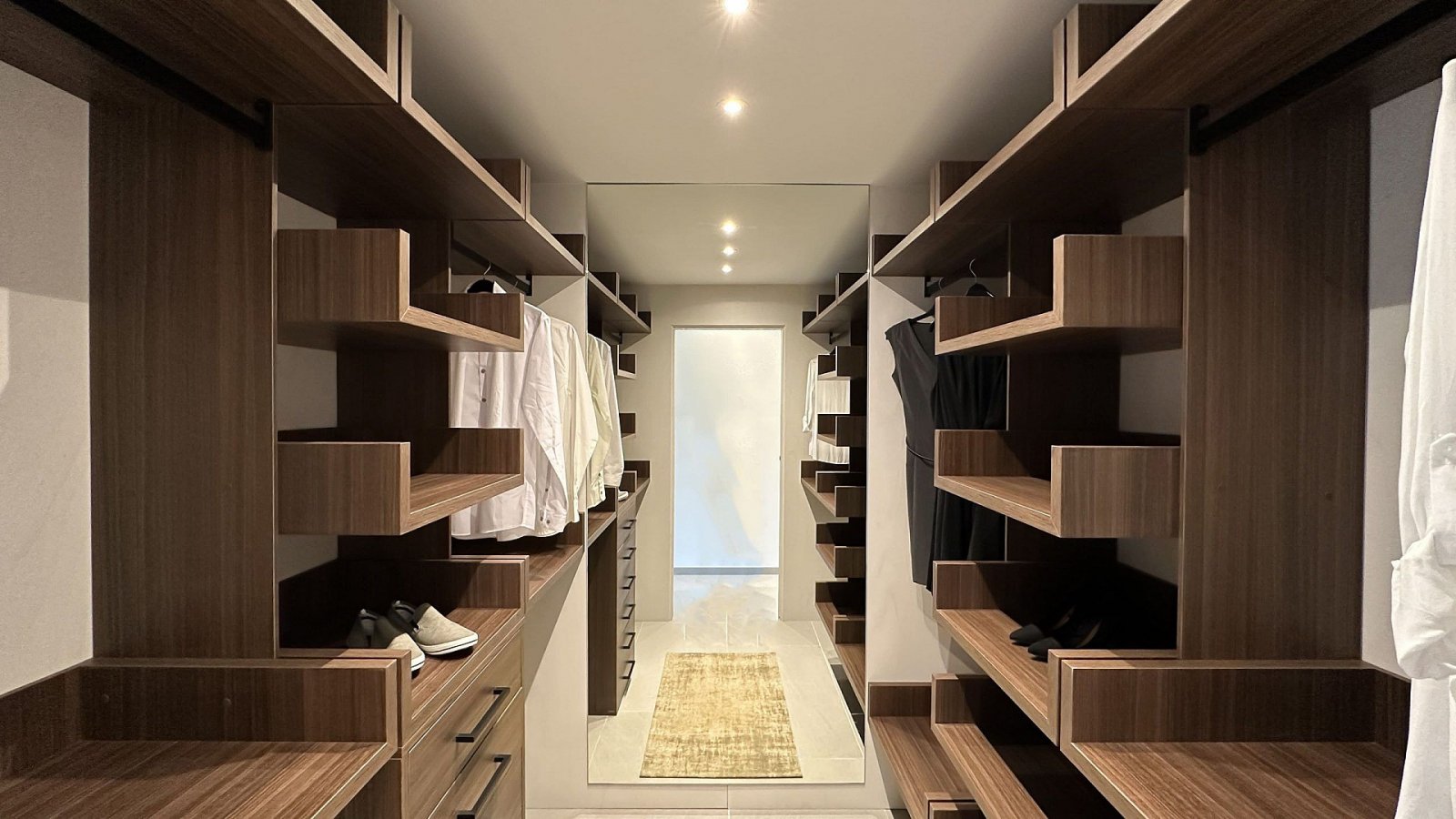 Traumvilla mit Pool & Gartenparadies