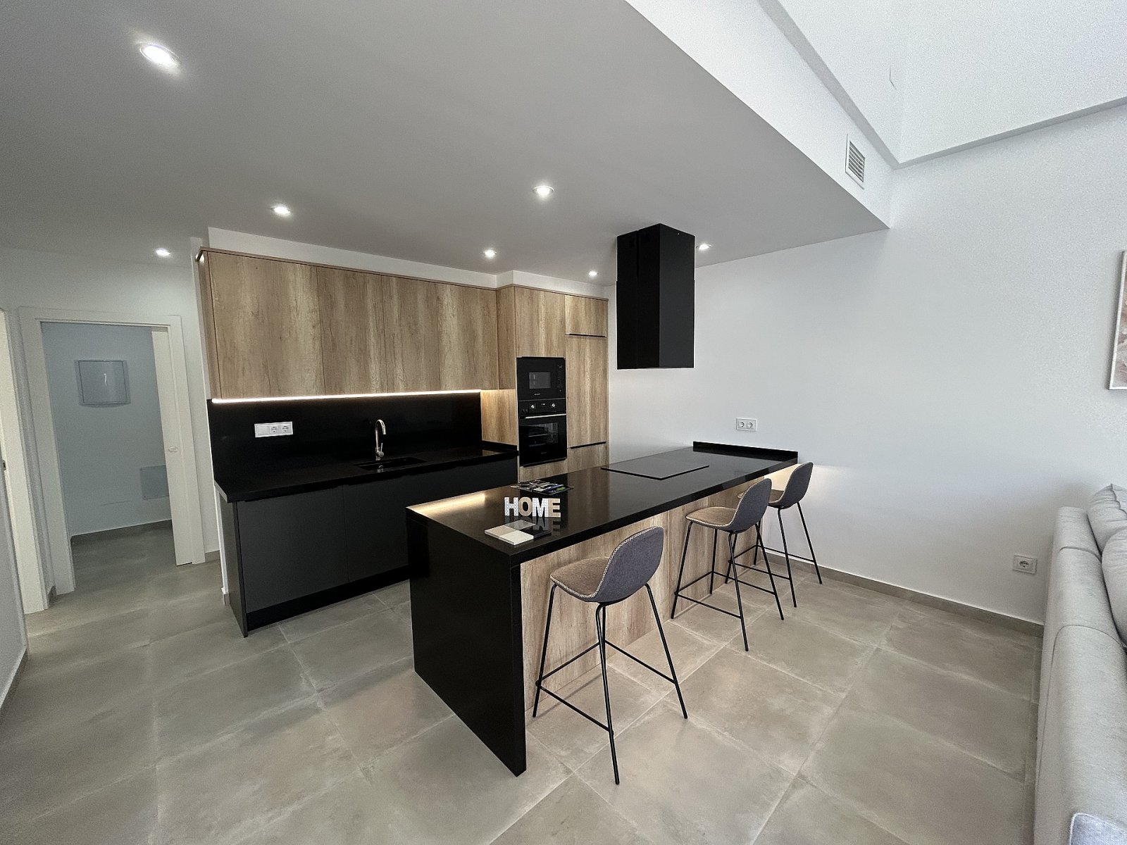 <p>Villa provided with 3 Bedrooms and 2 Bathrooms, private swimming pool and parking space on own plot. </p><p>Discover Mediterranean living in thi...