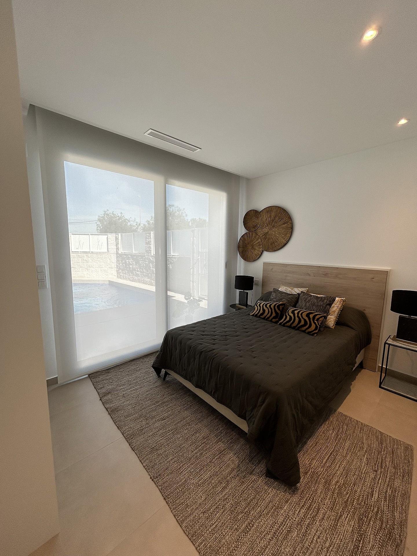 <p>Villa provided with 3 Bedrooms and 2 Bathrooms, private swimming pool and parking space on own plot. </p><p>Discover Mediterranean living in thi...