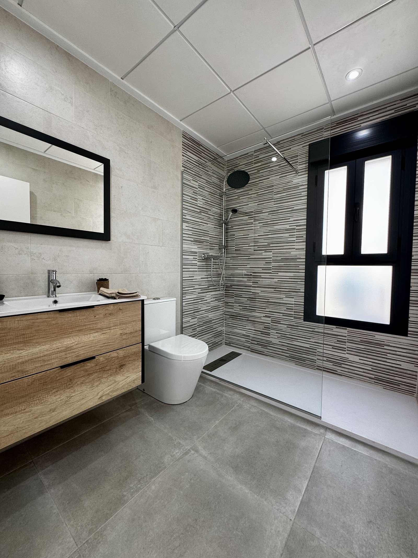 <p>Villa provided with 3 Bedrooms and 2 Bathrooms, private swimming pool and parking space on own plot. </p><p>Discover Mediterranean living in thi...