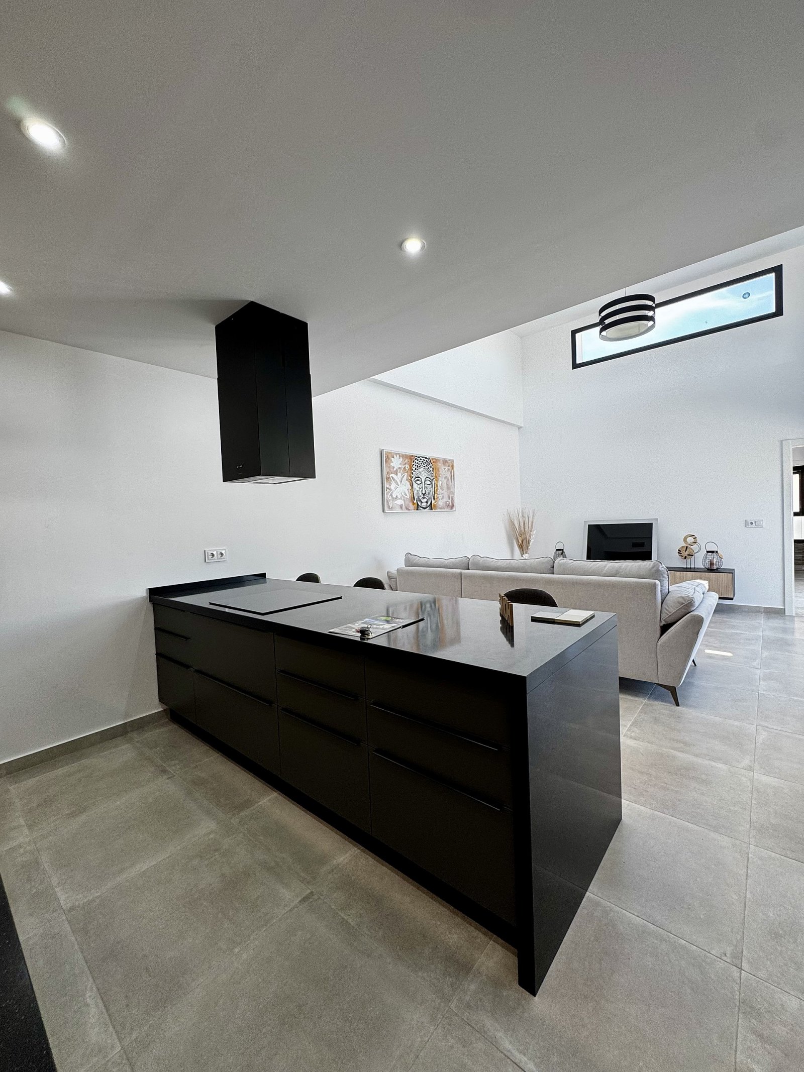 <p>Villa provided with 3 Bedrooms and 2 Bathrooms, private swimming pool and parking space on own plot. </p><p>Discover Mediterranean living in thi...