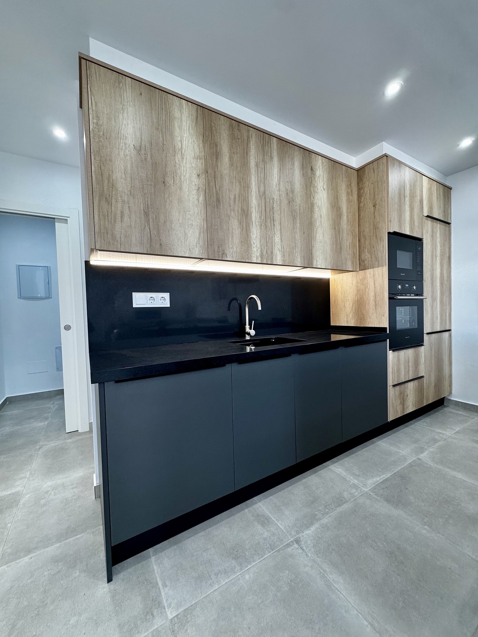 <p>Villa provided with 3 Bedrooms and 2 Bathrooms, private swimming pool and parking space on own plot. </p><p>Discover Mediterranean living in thi...