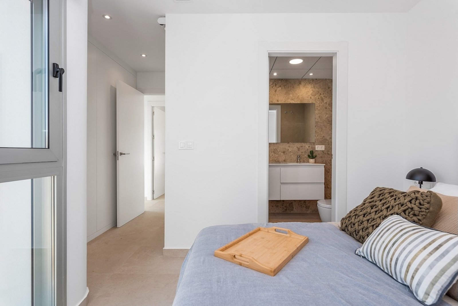 <p>Apartments - solarium provided with 3 Bedrooms and 2 Bathrooms, communal swimming pool and parking space on own plot. </p><p>Ibiza style apartme...