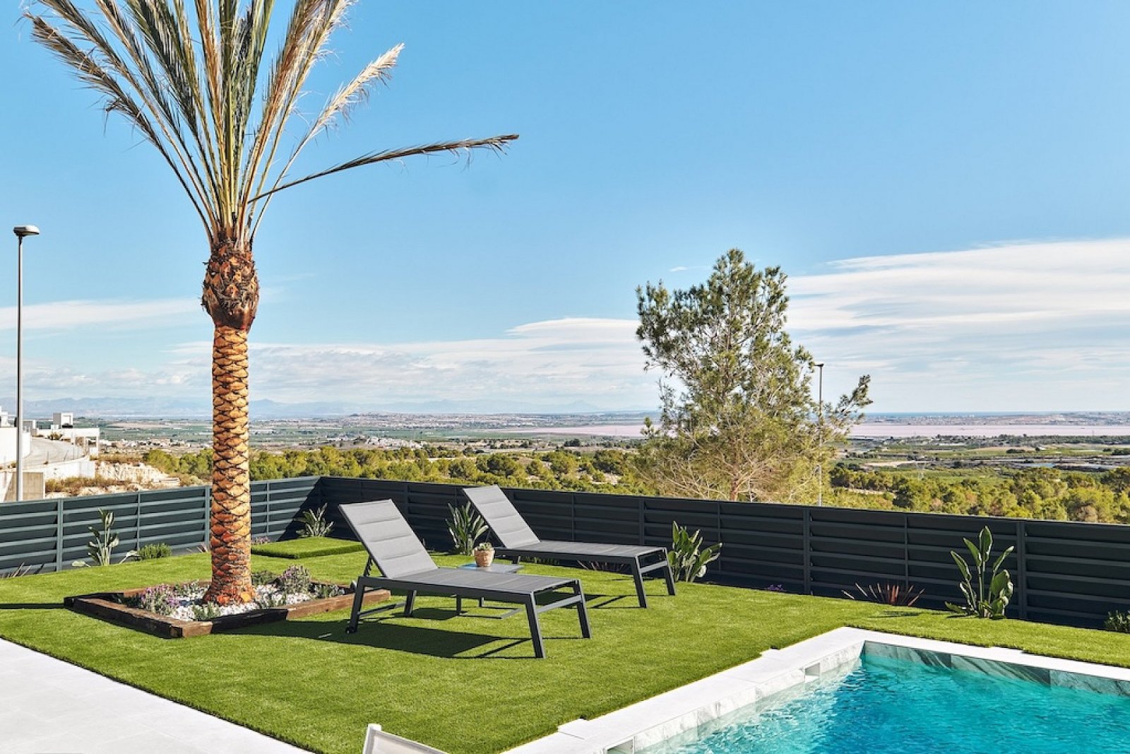 <p>Villa provided with 3 Bedrooms and 3 Bathrooms, private swimming pool and parking space on own plot. </p><p>Discover the luxury of these beautif...