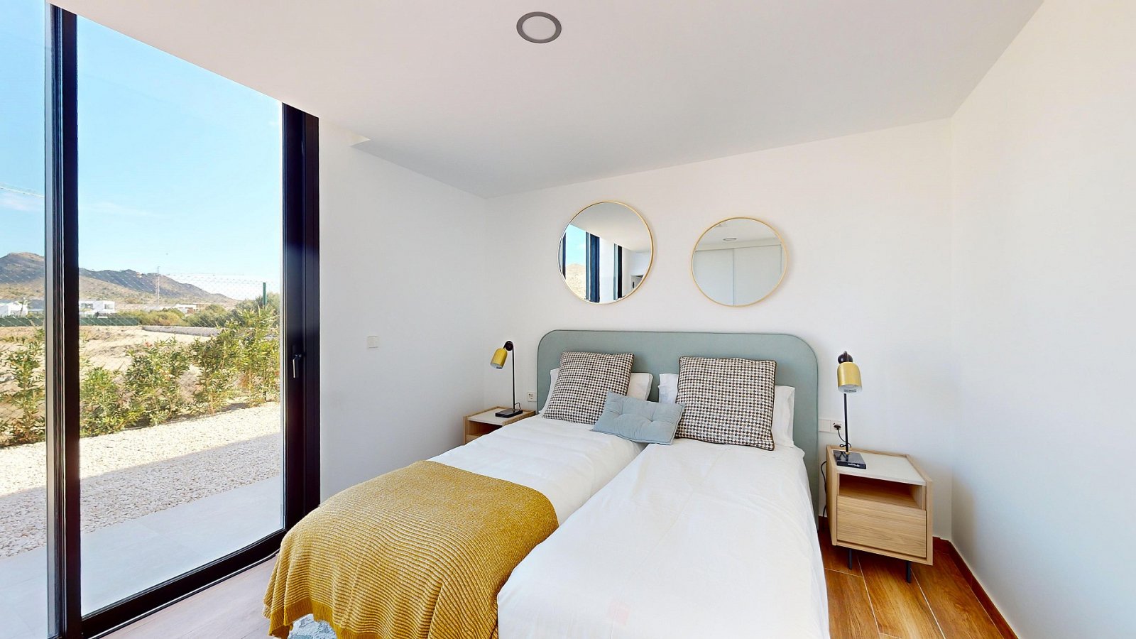 <p>Villa provided with 4 Bedrooms and 4 Bathrooms, private swimming pool and private garage. </p><p>This Villa is a luxury property next to the cit...