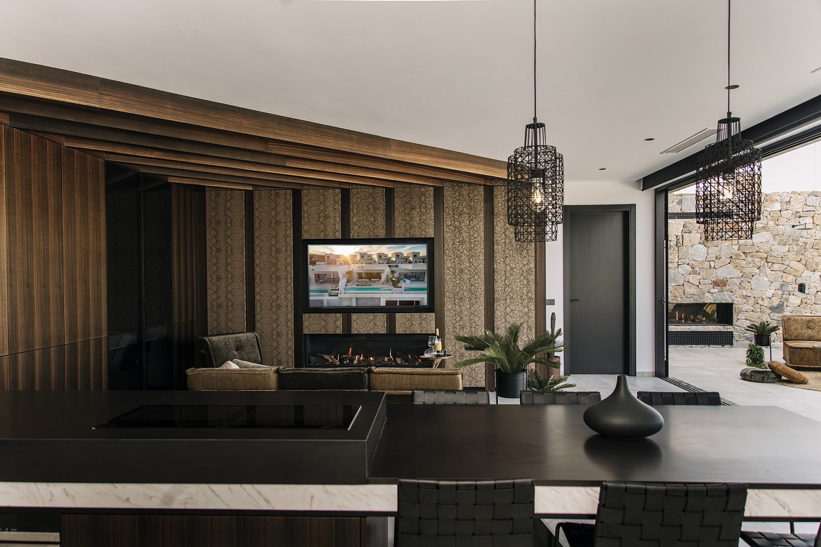 <p>Villa provided with 3 Bedrooms and 3 Bathrooms, infinity swimming pool and private garage. </p><p>The Residencial Oceanic is a unique concept, a...