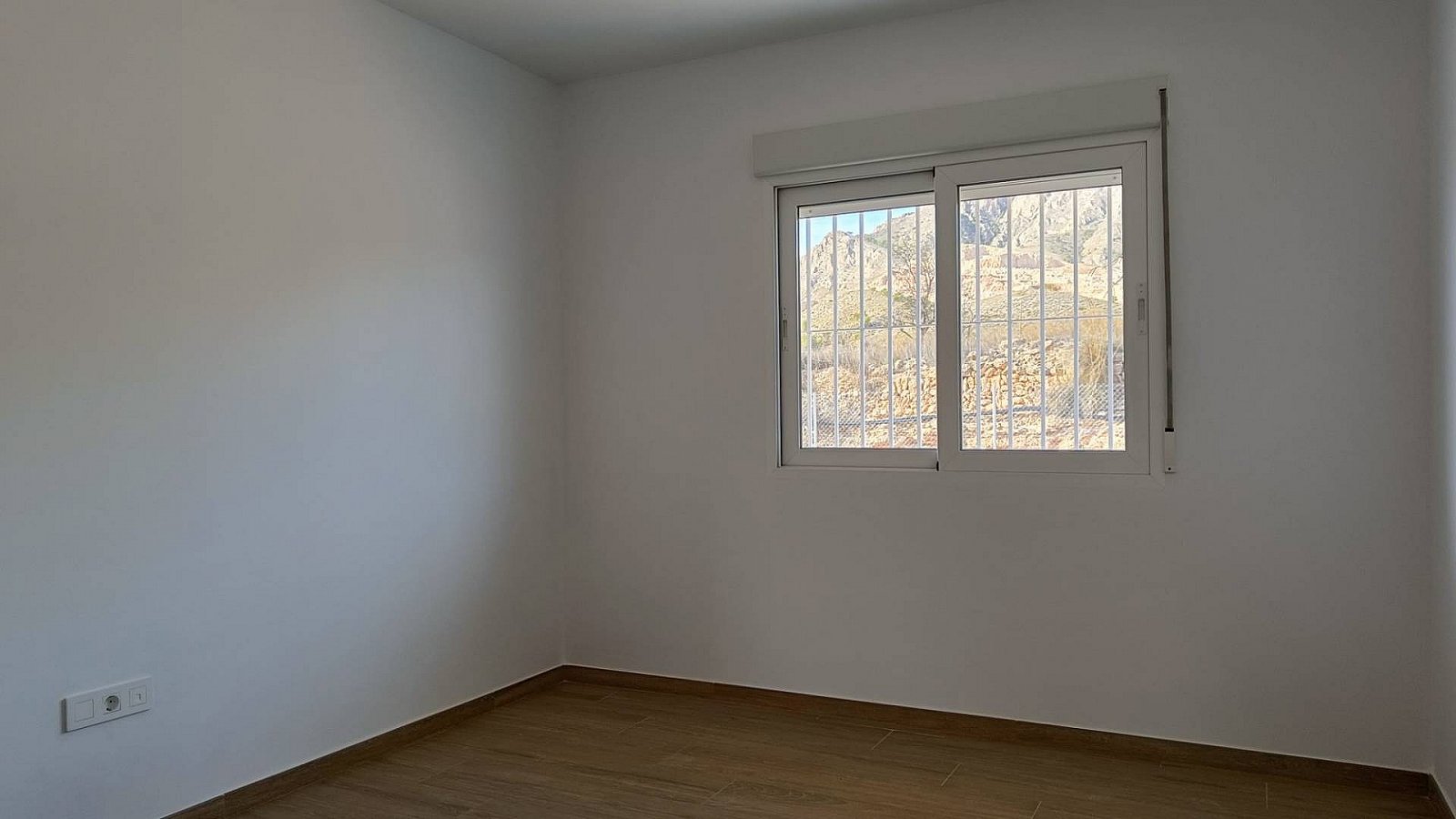 <p>Villa provided with 3 Bedrooms and 2 Bathrooms, optional swimming pool and carport. </p><p>We are delighted to present this fabulous brand new b...