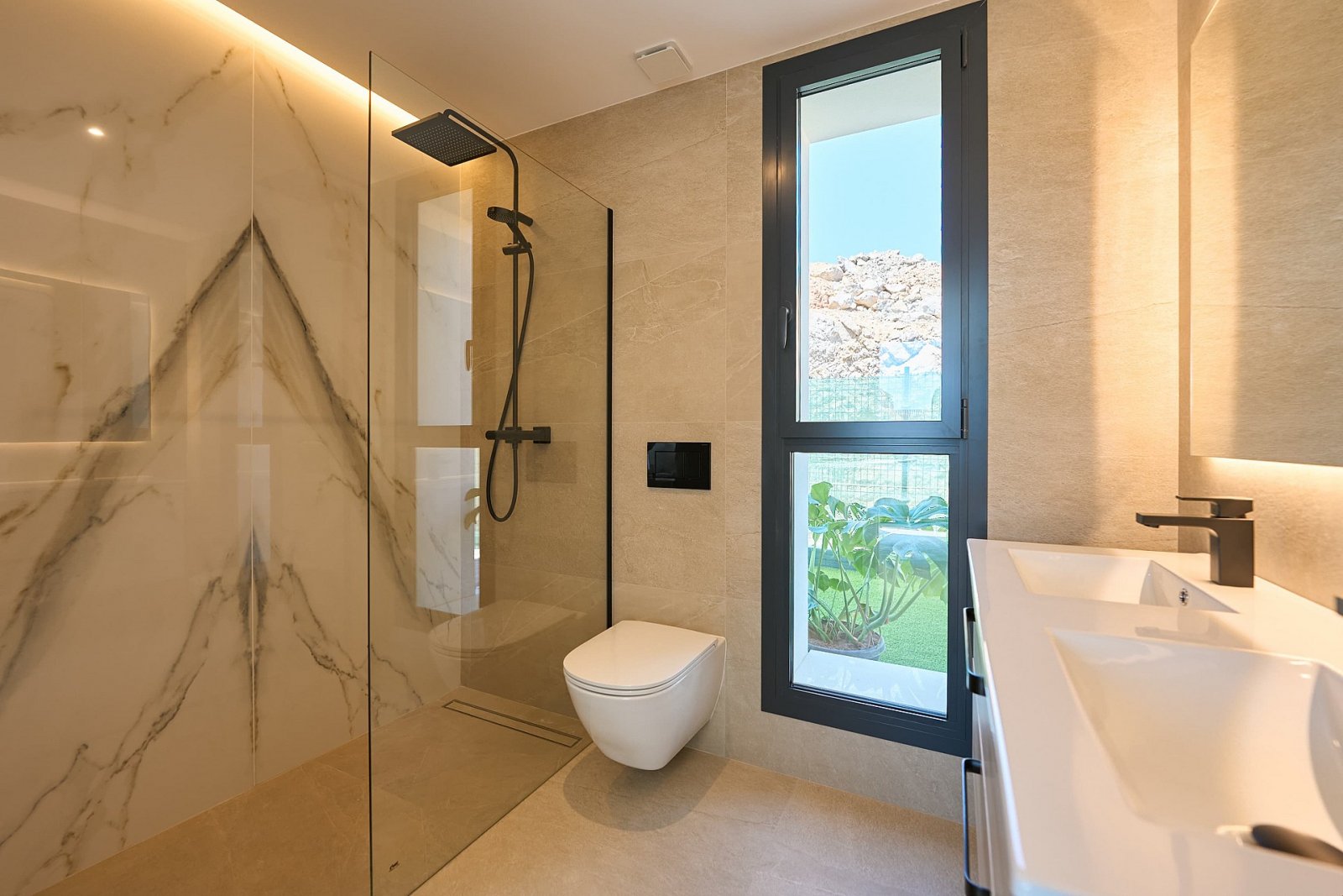 <p>Villa provided with 3 Bedrooms and 2 Bathrooms, private swimming pool and multiple parking spaces. </p><p>The villas are designed with wooden st...