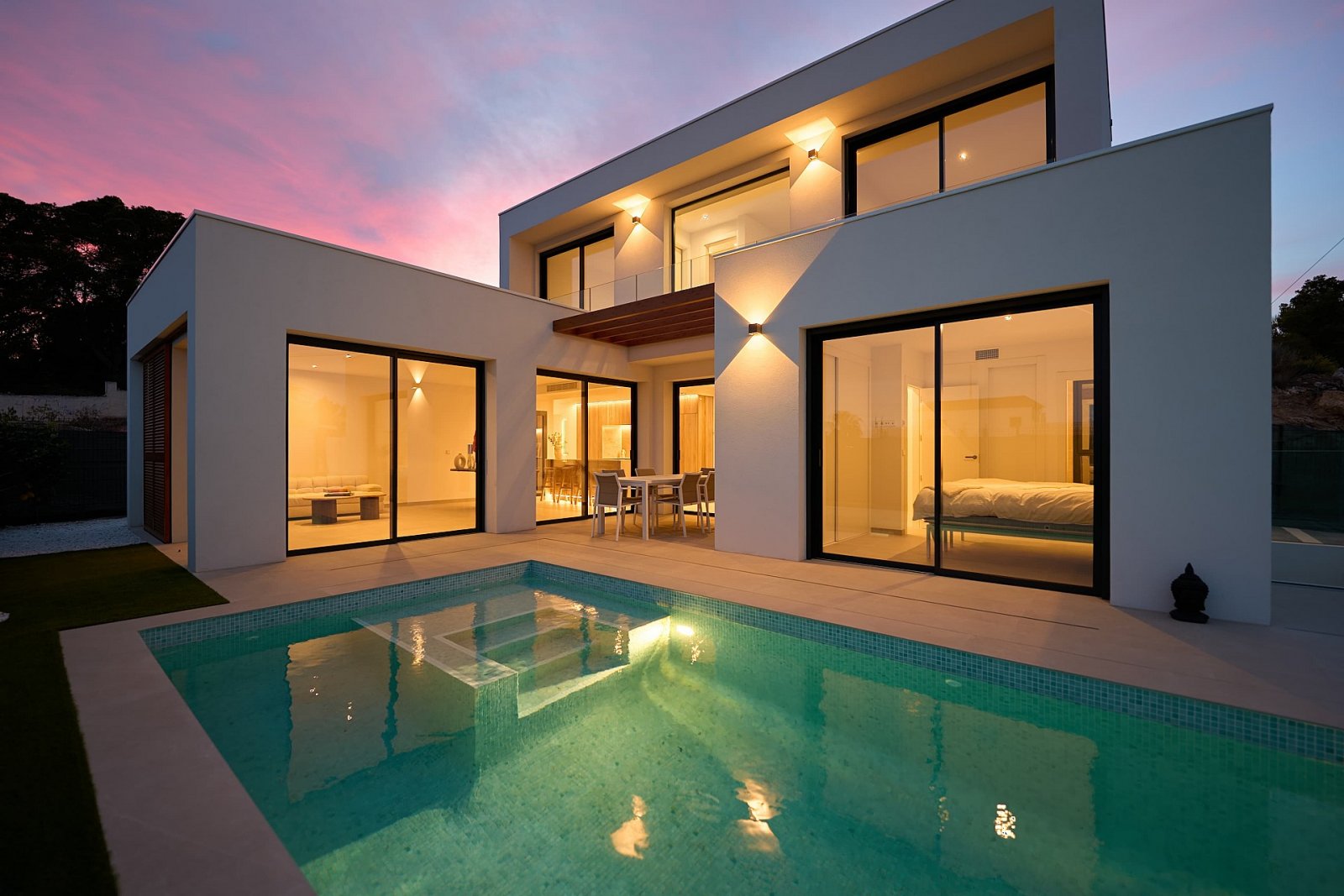 <p>Villa provided with 3 Bedrooms and 2 Bathrooms, private swimming pool and multiple parking spaces. </p><p>The villas are designed with wooden st...