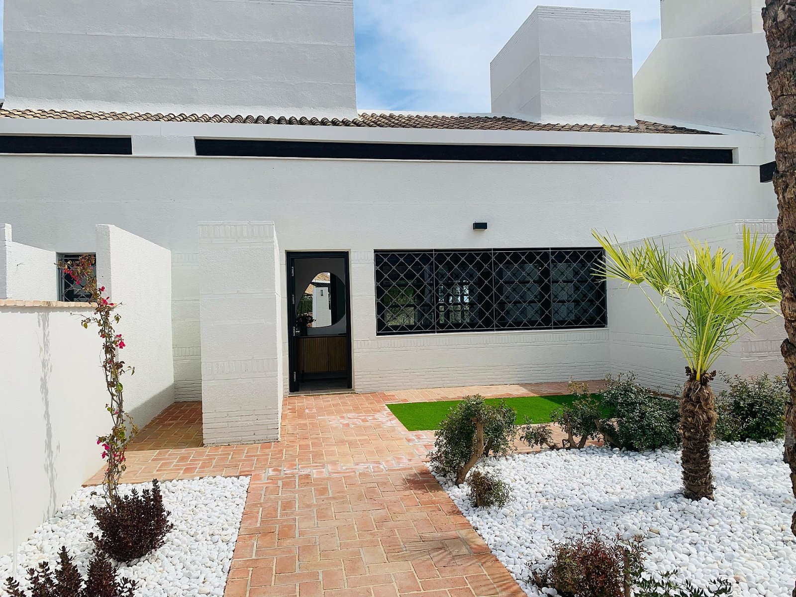 <p>Villa provided with 2 Bedrooms and 2 Bathrooms, private swimming pool and parking space on own plot. </p><p>Our first collection consists of 11 ...