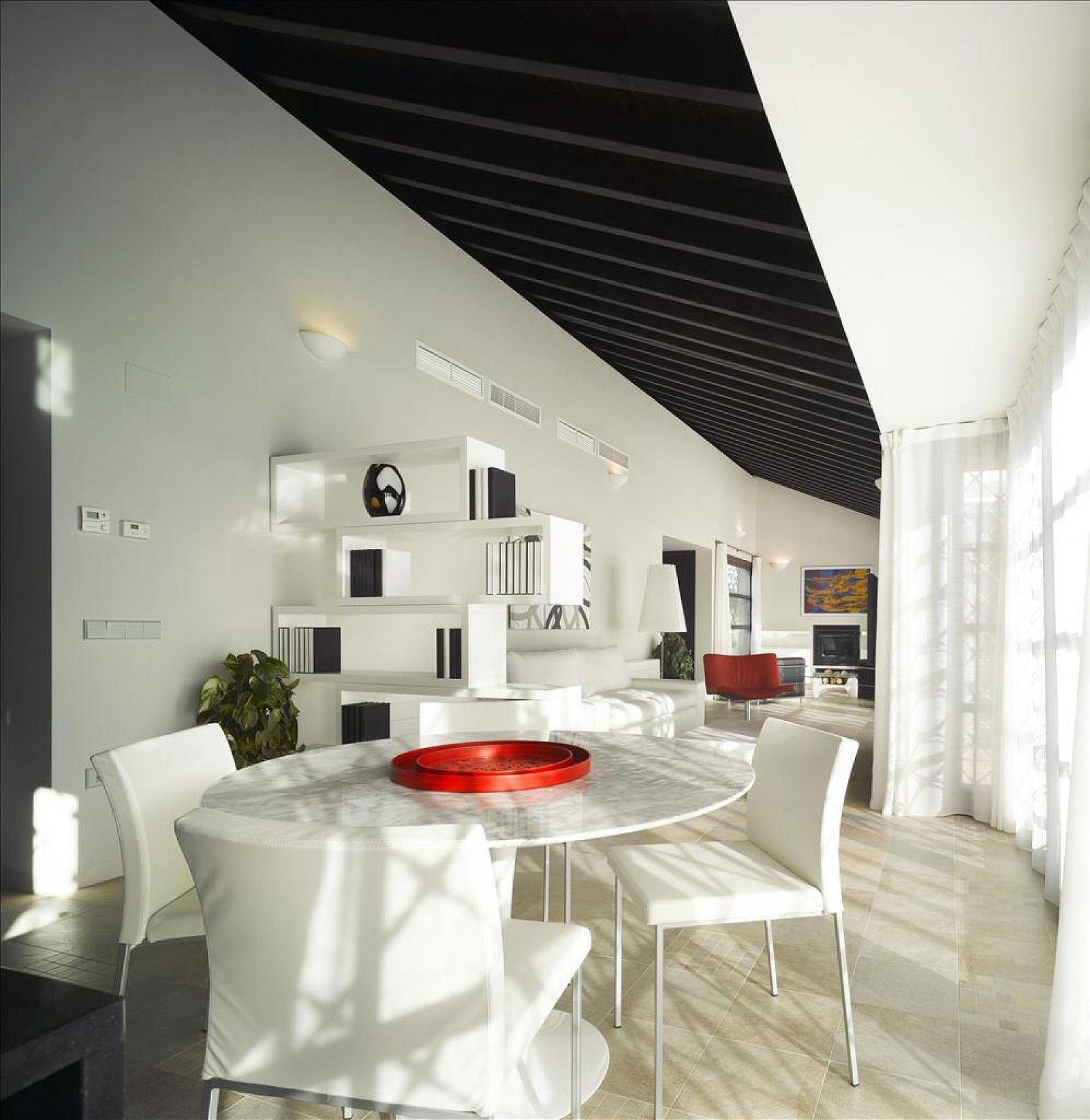 <p>Villa provided with 4 Bedrooms and 2 Bathrooms, private swimming pool and parking space on own plot. </p><p>20 Mediterranean style detached vill...