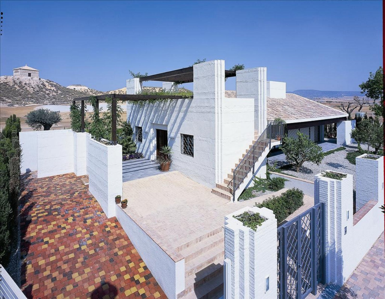 <p>Villa provided with 4 Bedrooms and 2 Bathrooms, private swimming pool and parking space on own plot. </p><p>20 Mediterranean style detached vill...