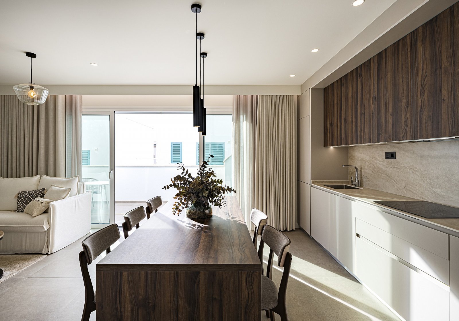 <p>Apartments - solarium provided with 2 Bedrooms and 2 Bathrooms, communal swimming pool and parking space on own plot. </p><p>Newly built bungalo...