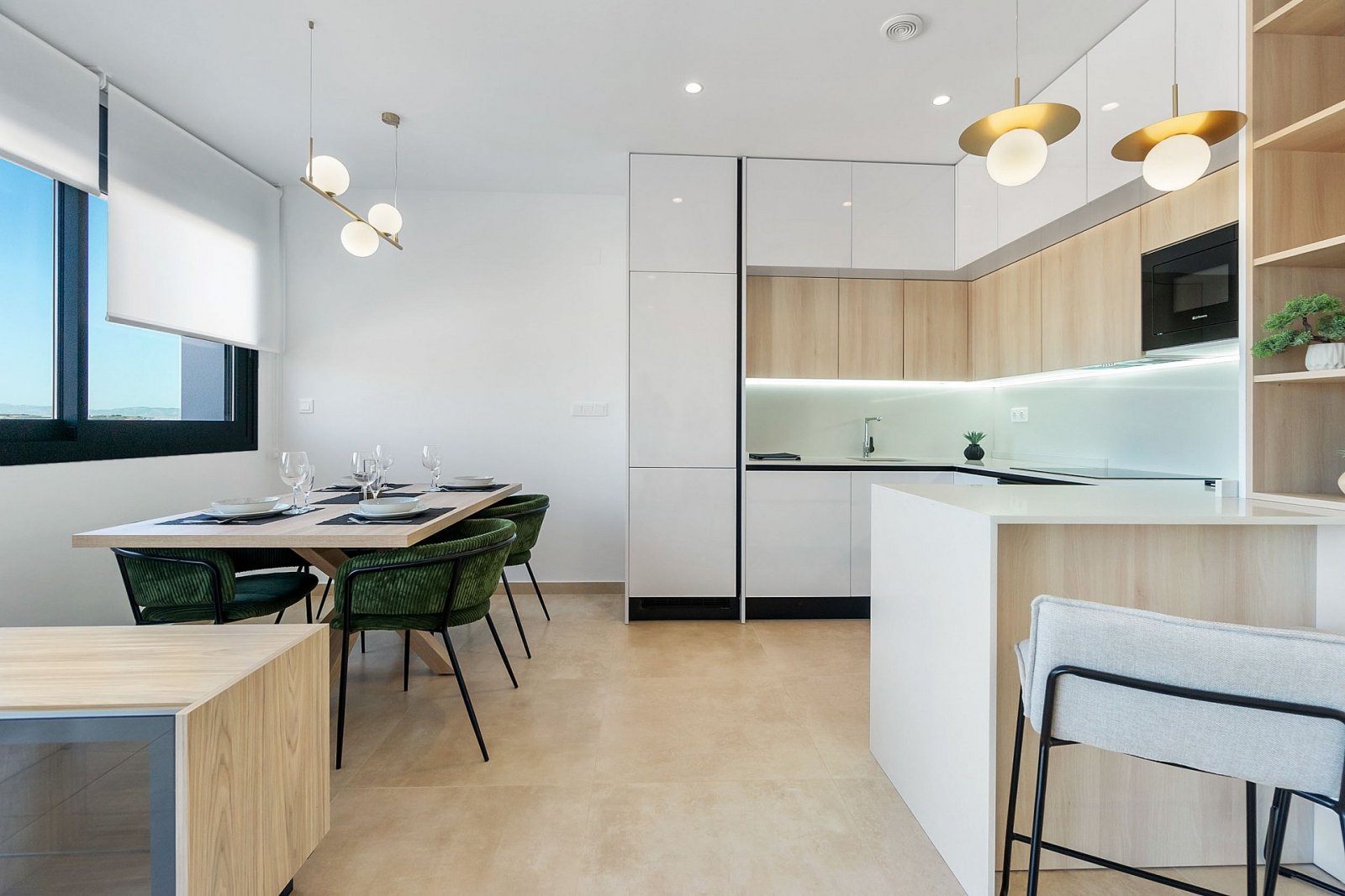 Apartment mit Solarium, Pool und Lagunenblick