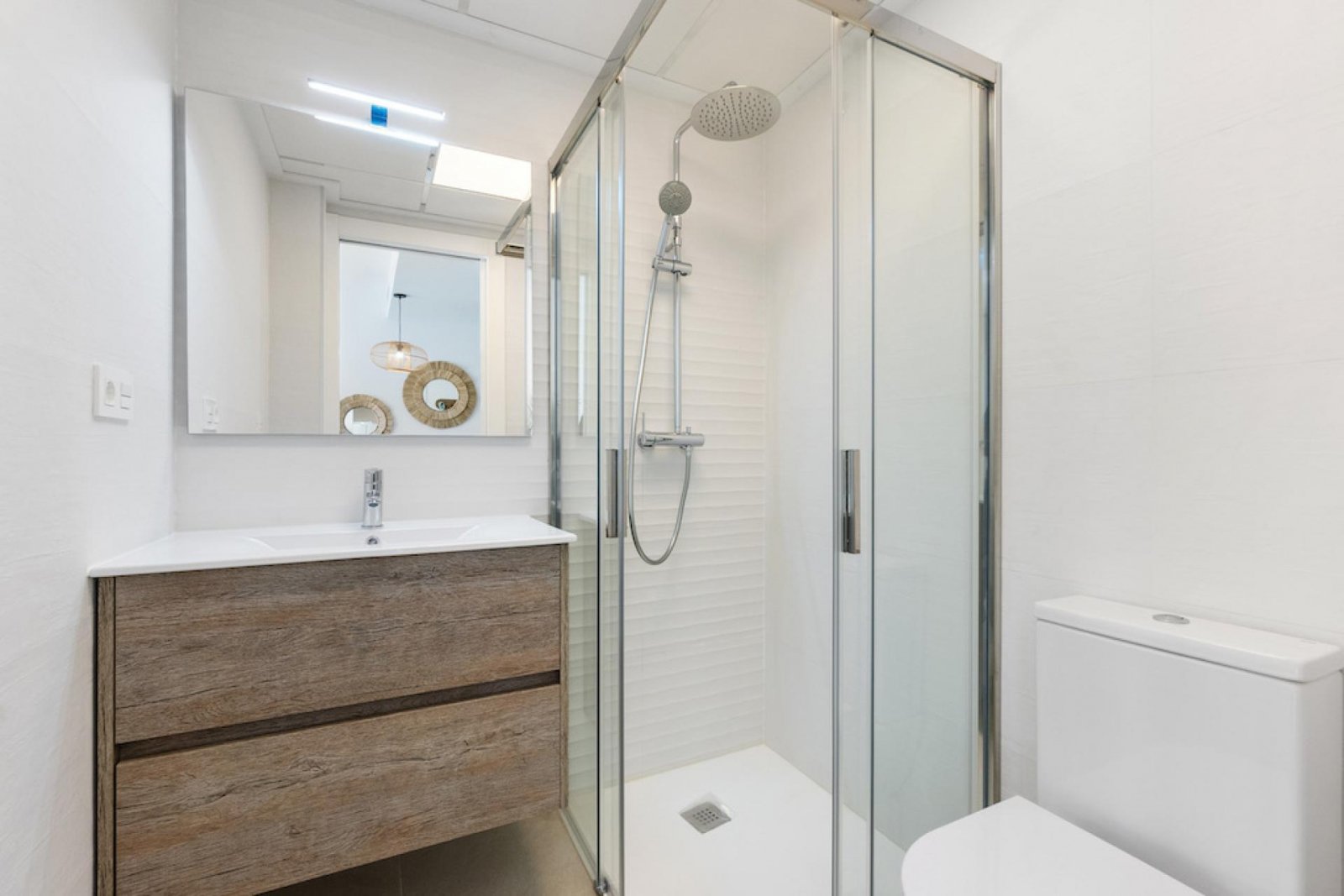 <p>Apartment with garden provided with 2 Bedrooms and 2 Bathrooms, communal swimming pool and parking space on own plot. </p><p>Discover the perfec...