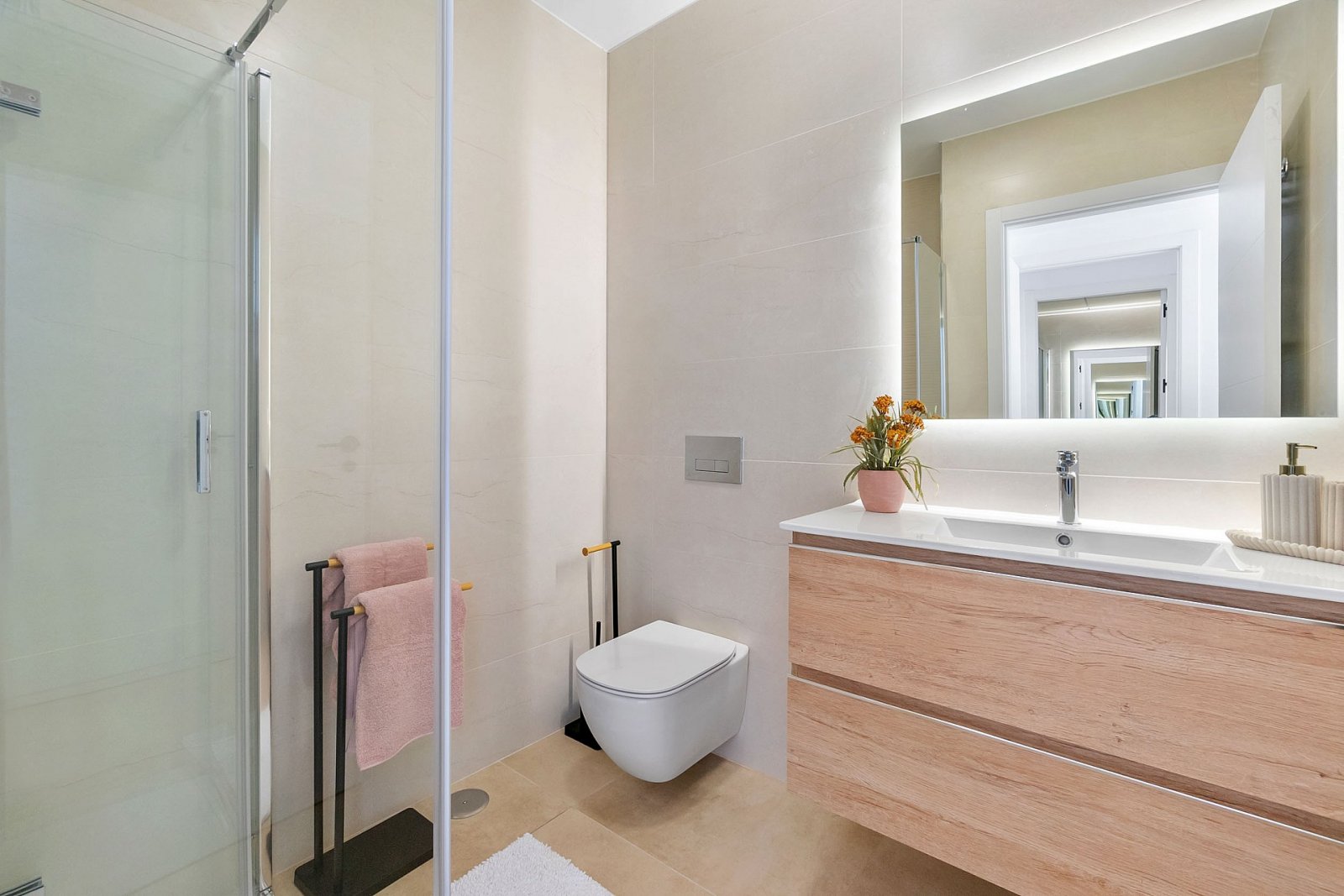 Mediterranes Wohnglück nahe Strand & Lagune