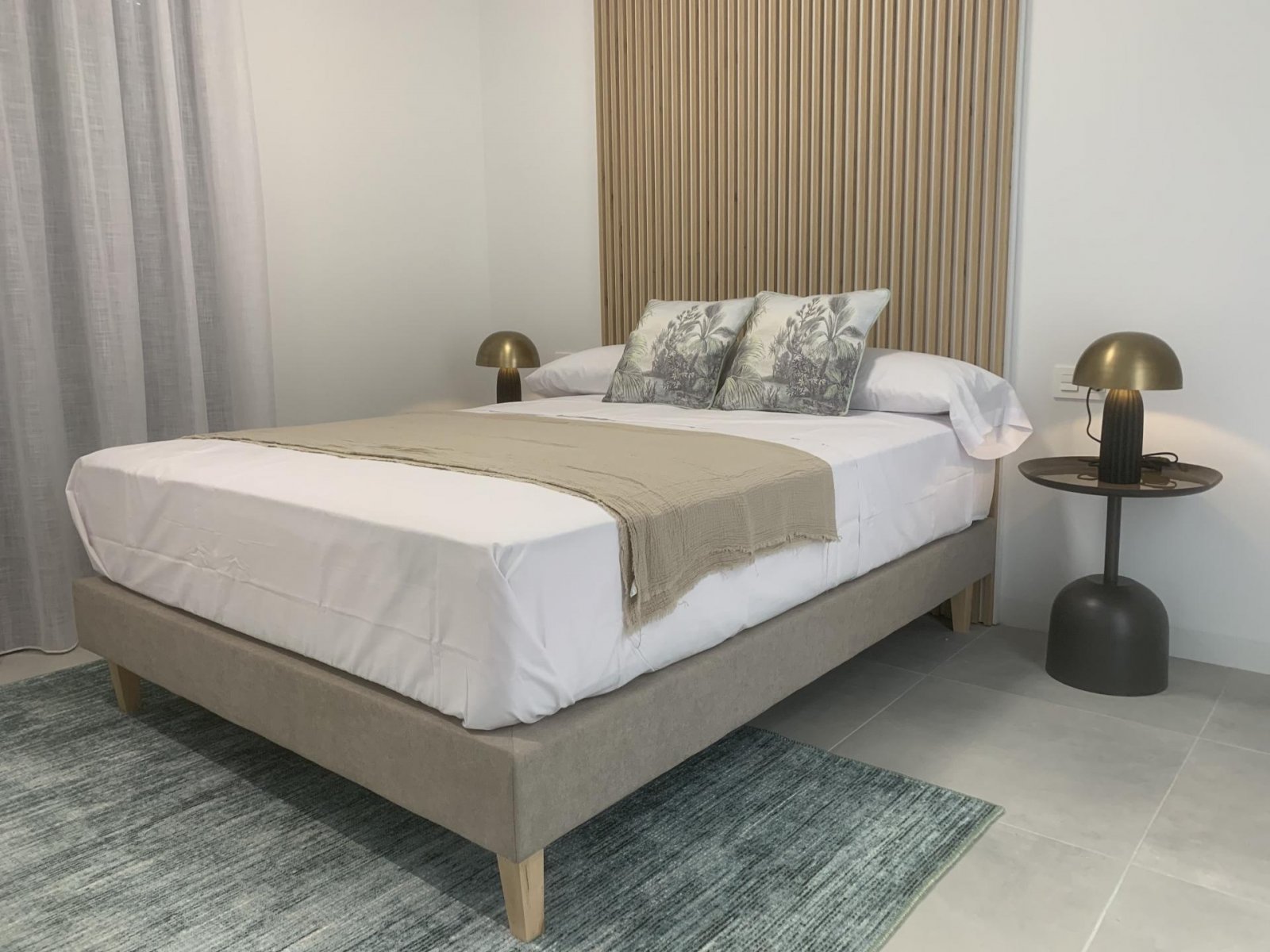 <p>Villa provided with 2 Bedrooms and 2 Bathrooms, private swimming pool and parking space on own plot. </p><p>Step inside these modern detached vi...