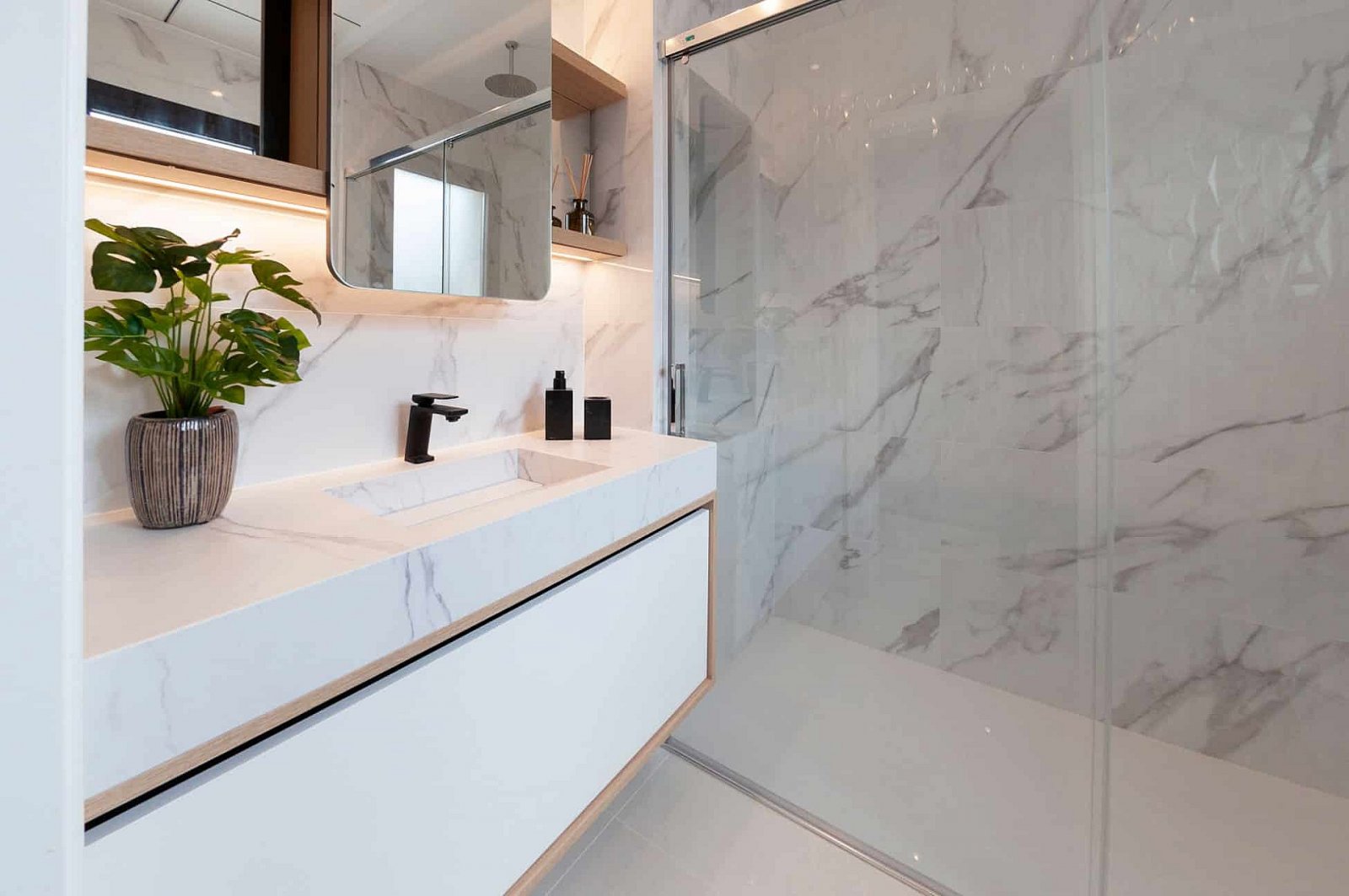 <p>Villa provided with 3 Bedrooms and 2 Bathrooms, private swimming pool and multiple parking spaces. </p><p>Villa on a spacious plot. The home com...