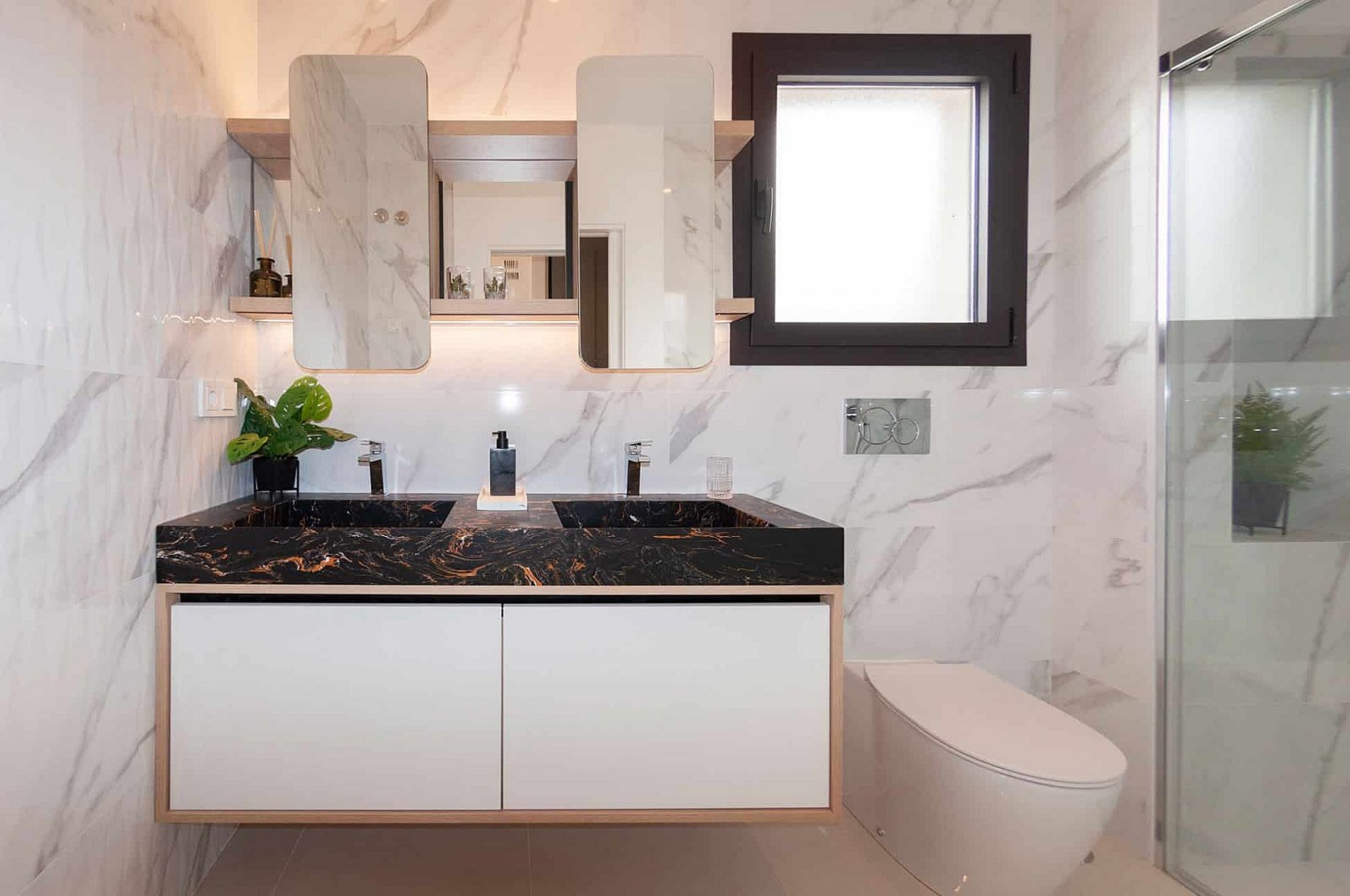 <p>Villa provided with 3 Bedrooms and 2 Bathrooms, private swimming pool and multiple parking spaces. </p><p>Villa on a spacious plot. The home com...