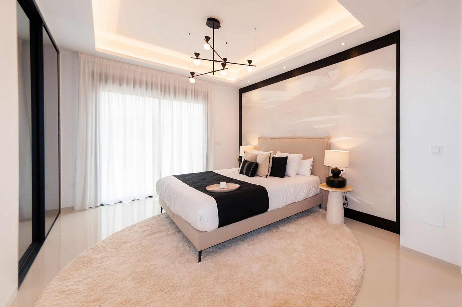 <p>Villa provided with 3 Bedrooms and 2 Bathrooms, private swimming pool and multiple parking spaces. </p><p>Villa on a spacious plot. The home com...