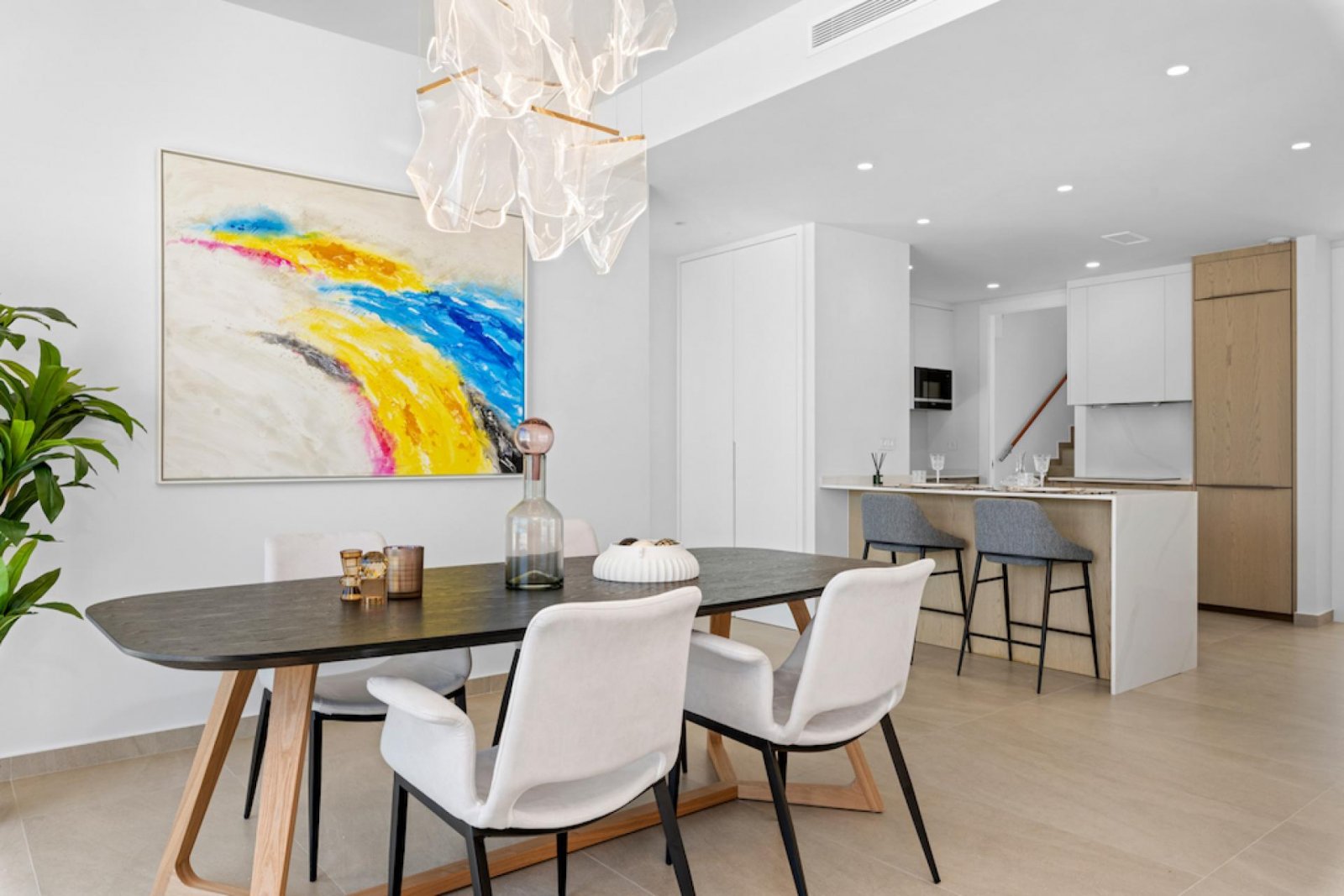 <p>Villa provided with 3 Bedrooms and 3 Bathrooms, private swimming pool and parking space on own plot. </p><p>Discover this beautiful development ...