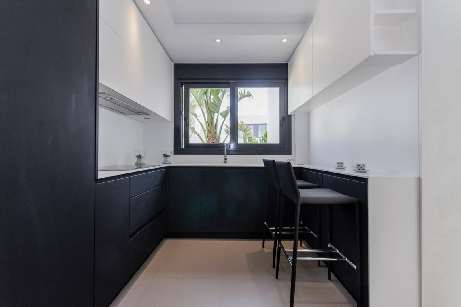 <p>Villa provided with 3 Bedrooms and 4 Bathrooms, private swimming pool and underground parking space. </p><p>Discover this beautiful development ...