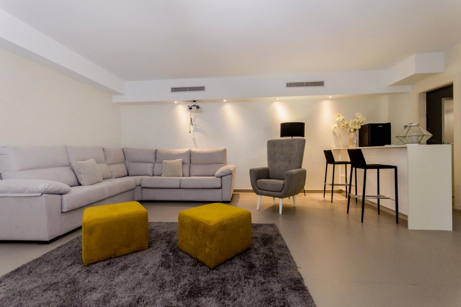 <p>Villa provided with 3 Bedrooms and 4 Bathrooms, private swimming pool and underground parking space. </p><p>Discover this beautiful development ...