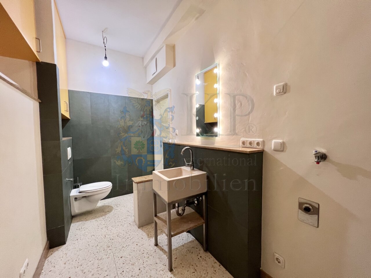 HOFHEIM: WALLAU CENTER – YOUR HOME or SMART INVESTMENT